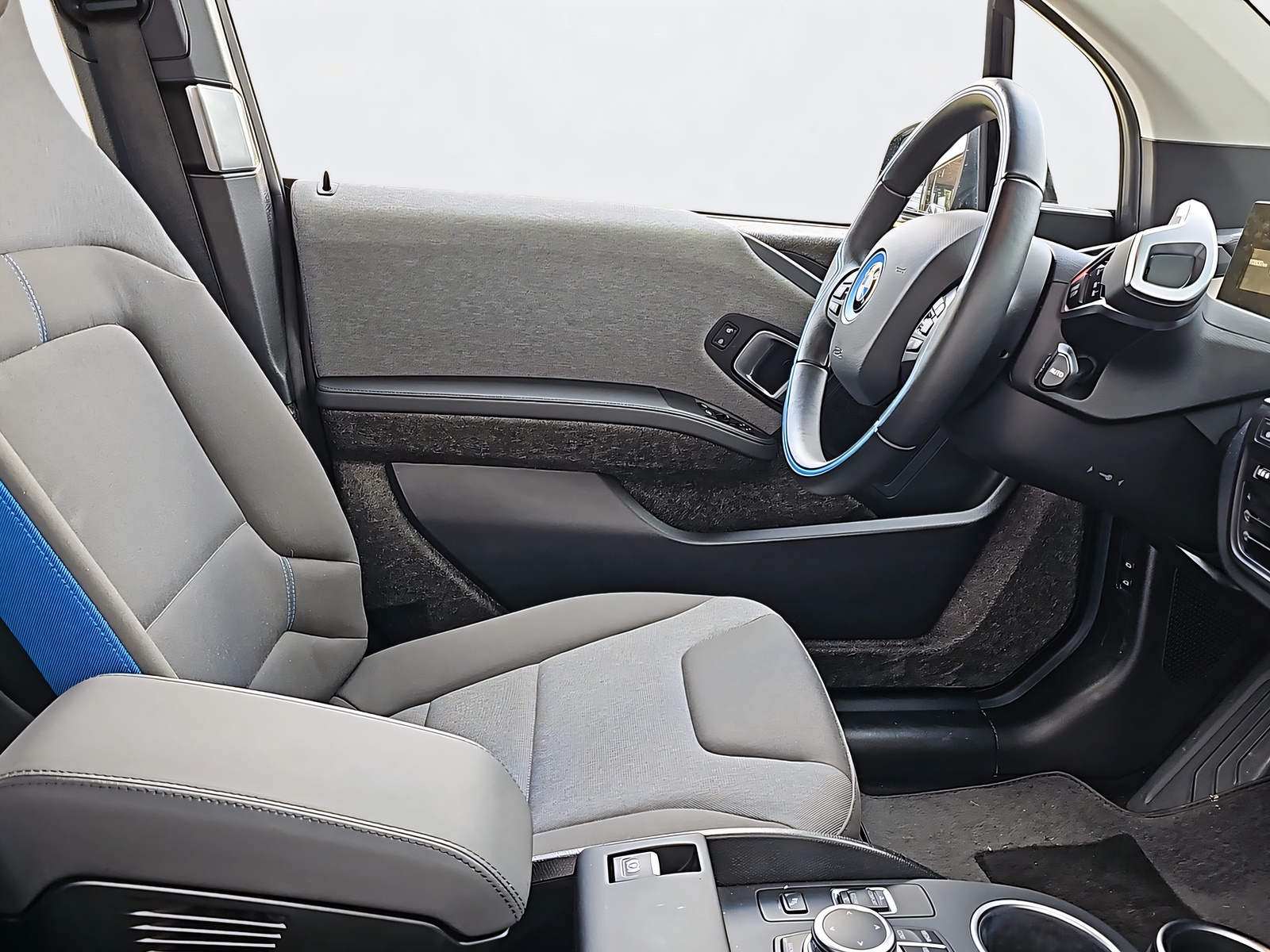 BMW i3 (120Ah) Fleet Edition-image-17