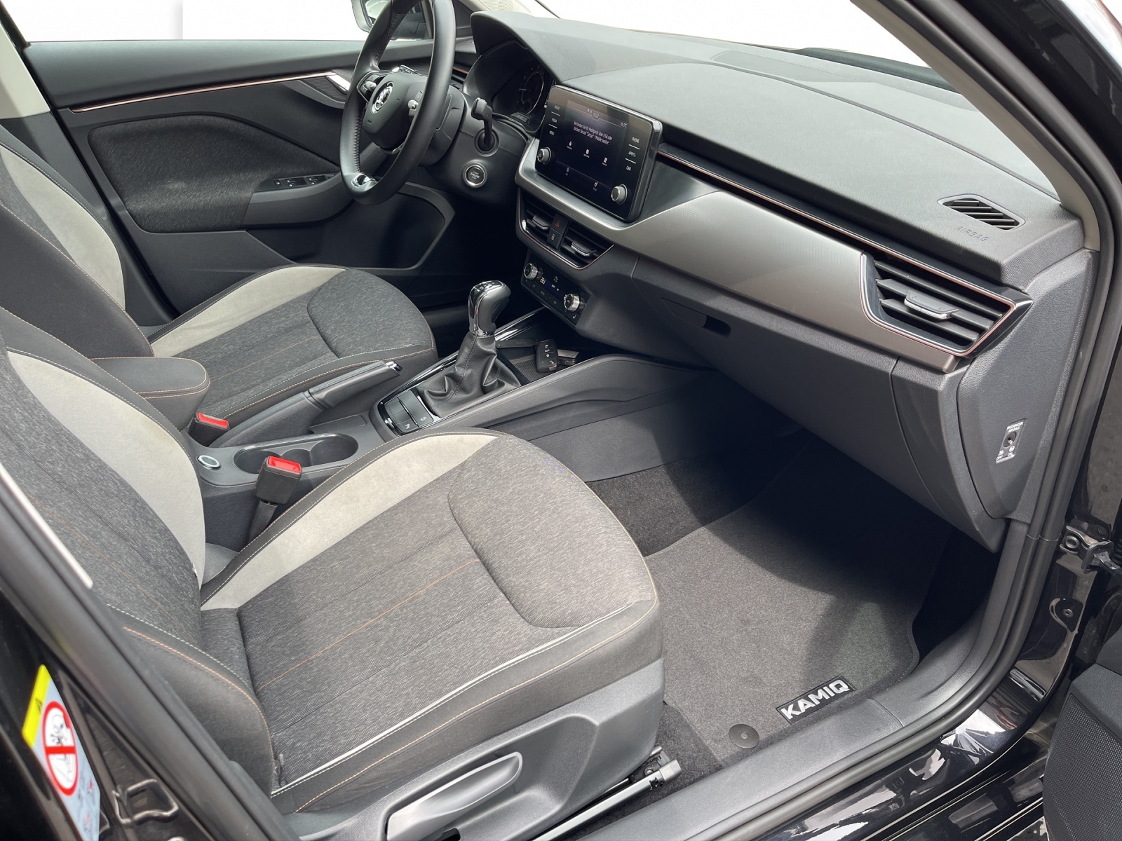 SKODA Kamiq 1.0 TSI Style DSG-image-15