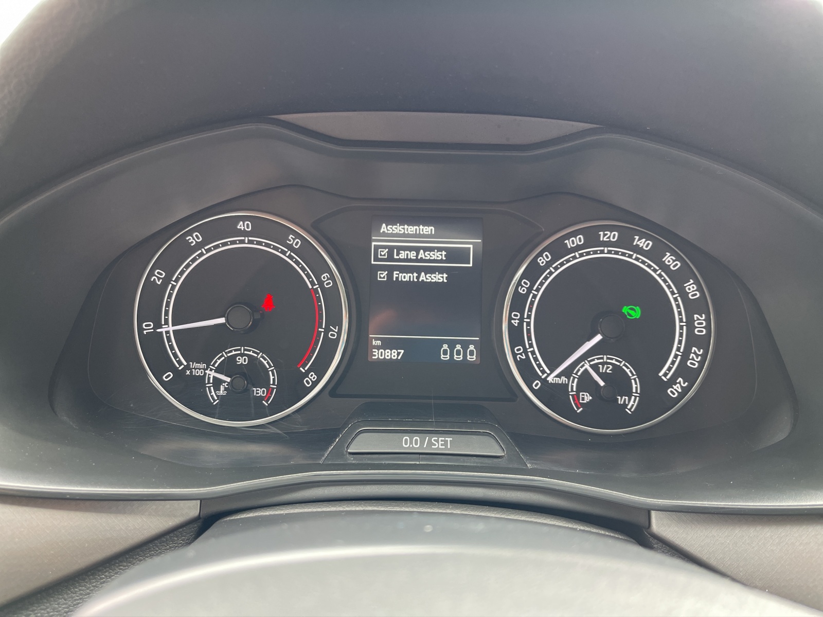 SKODA Kamiq 1.0 TSI Style DSG-image-10