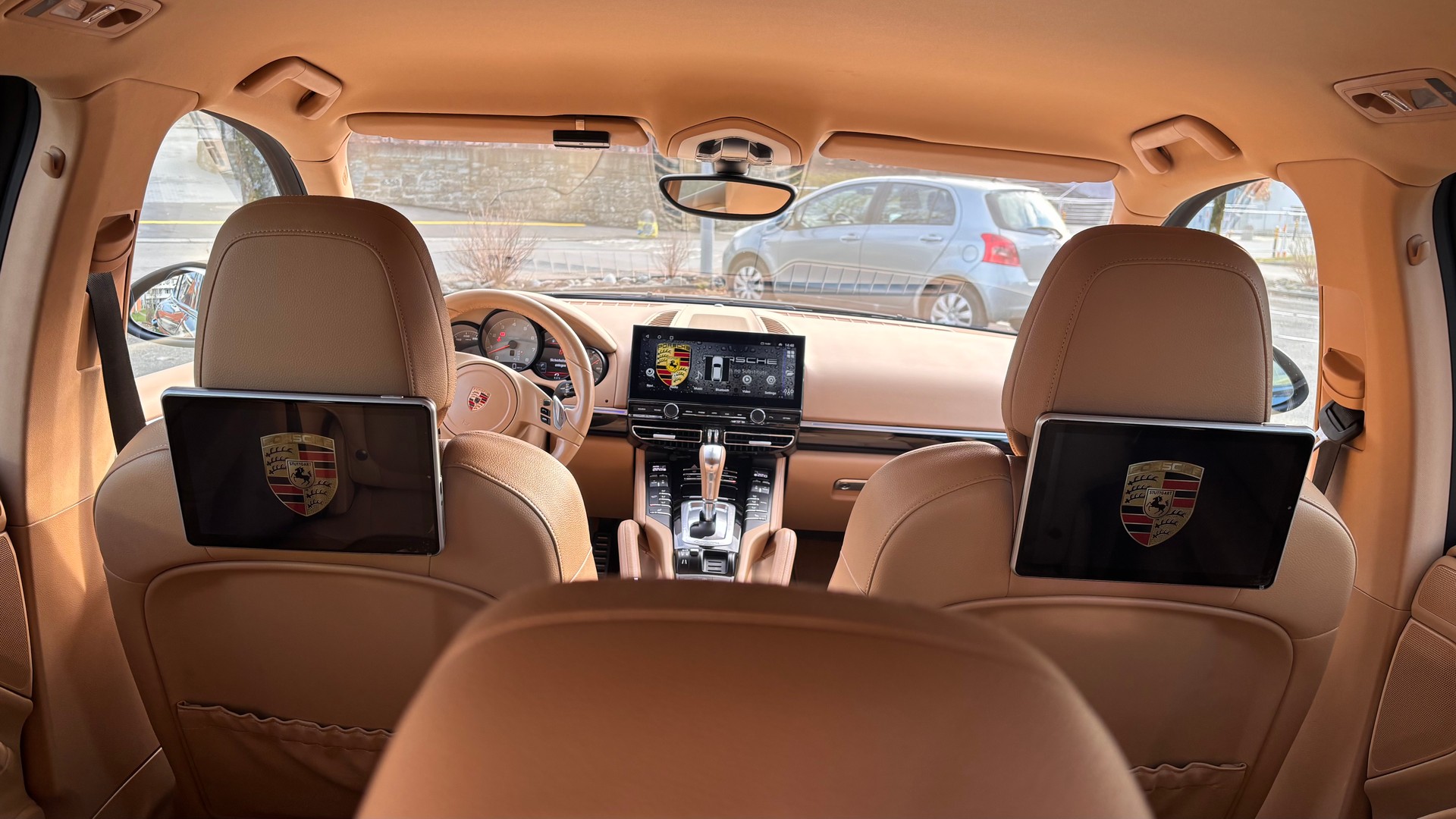 PORSCHE Cayenne S V8-image-8