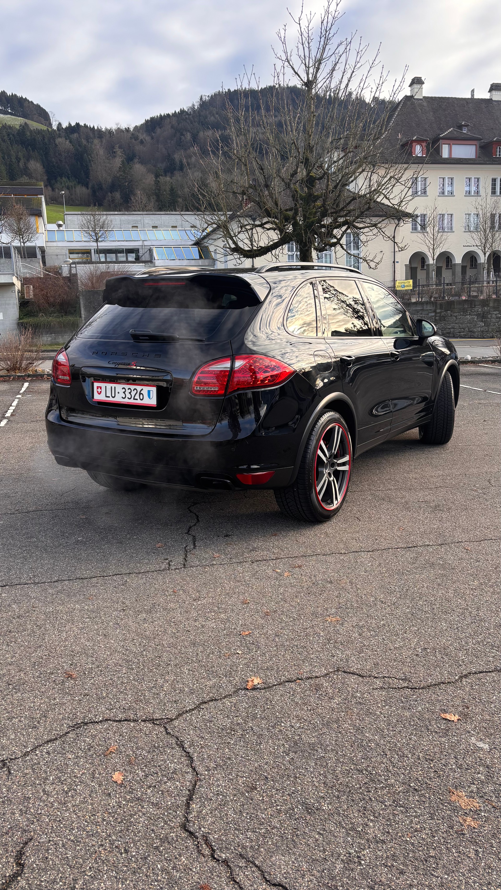 PORSCHE Cayenne S V8-image-1