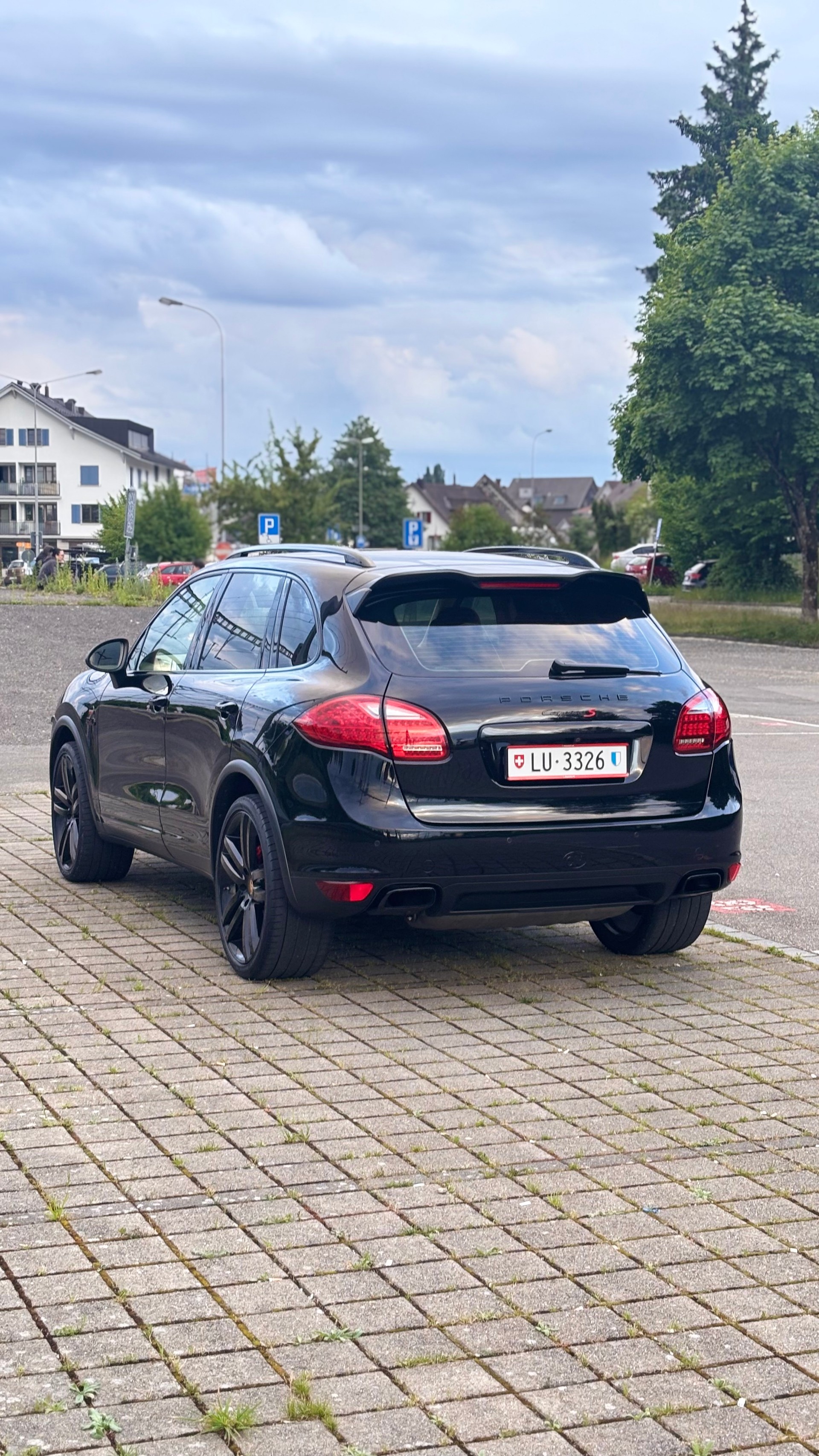 PORSCHE Cayenne S V8-image-4