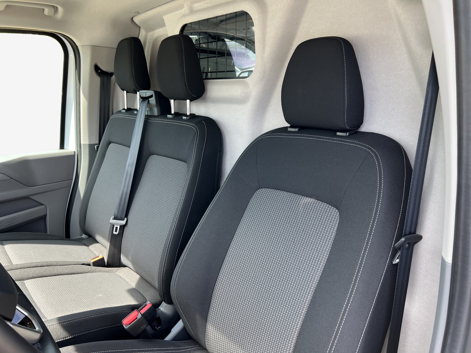 VW e-Transporter 70 kWh-image-8