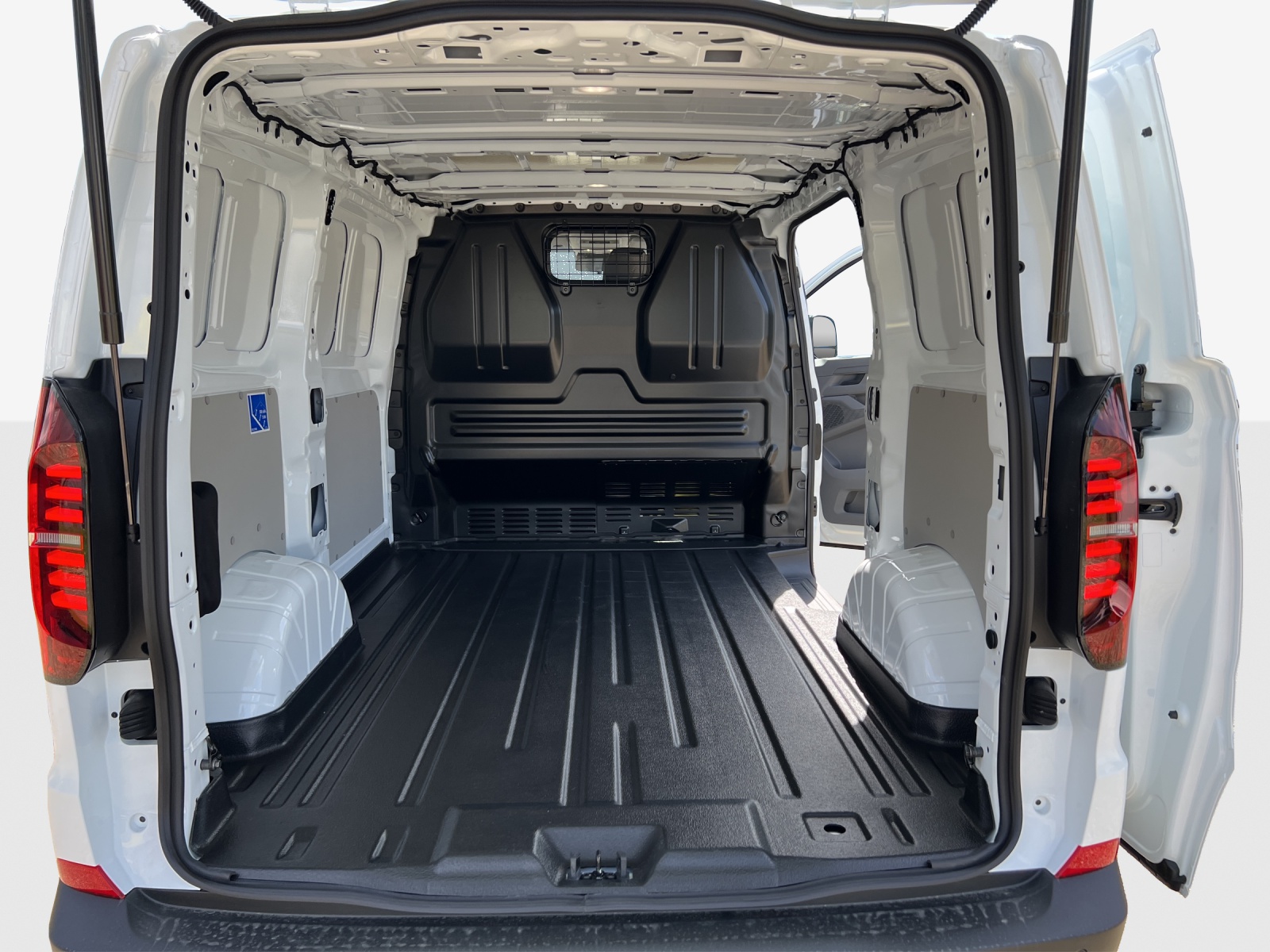 VW e-Transporter 70 kWh-image-12
