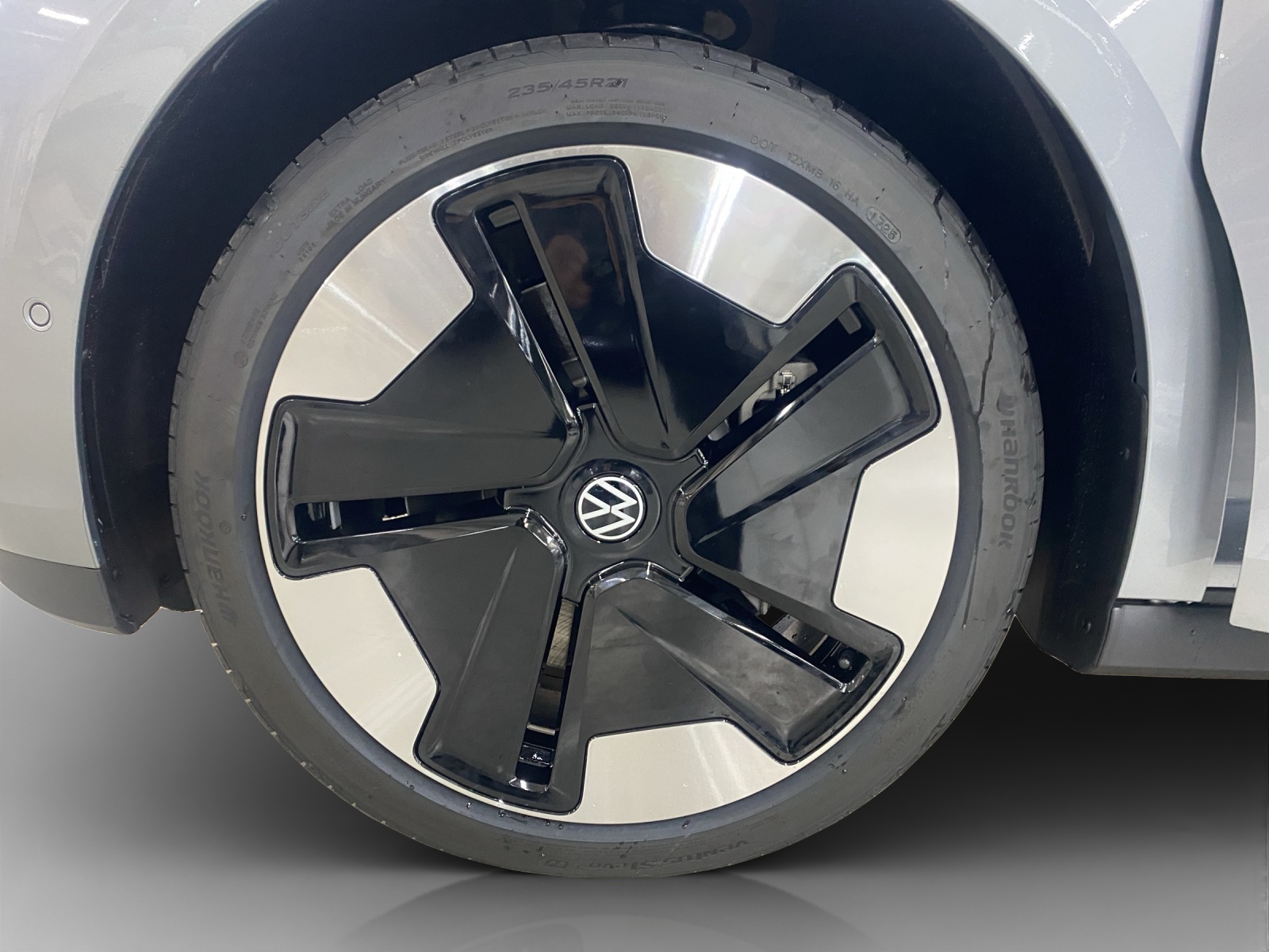VW ID.Buzz LWB Pro-image-15