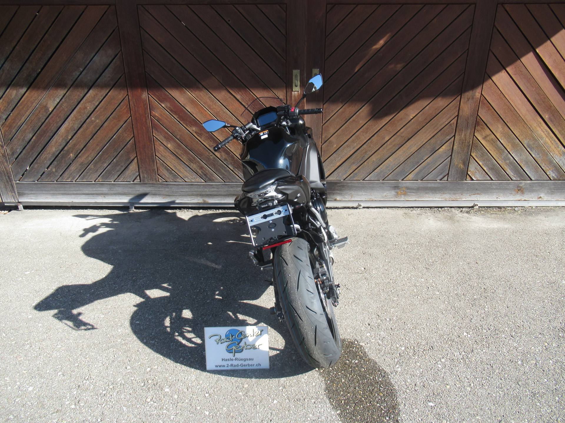 KAWASAKI Ninja 650-showroom-element-2