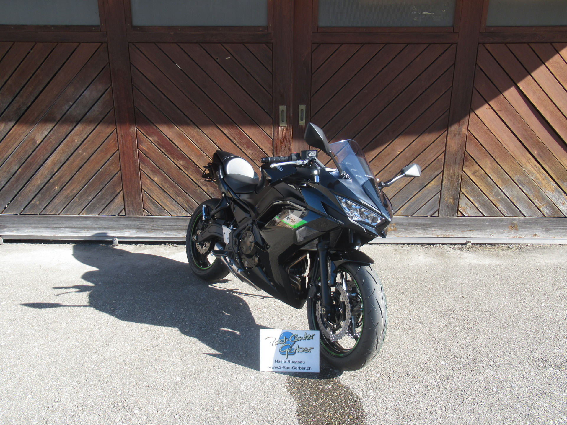 KAWASAKI Ninja 650