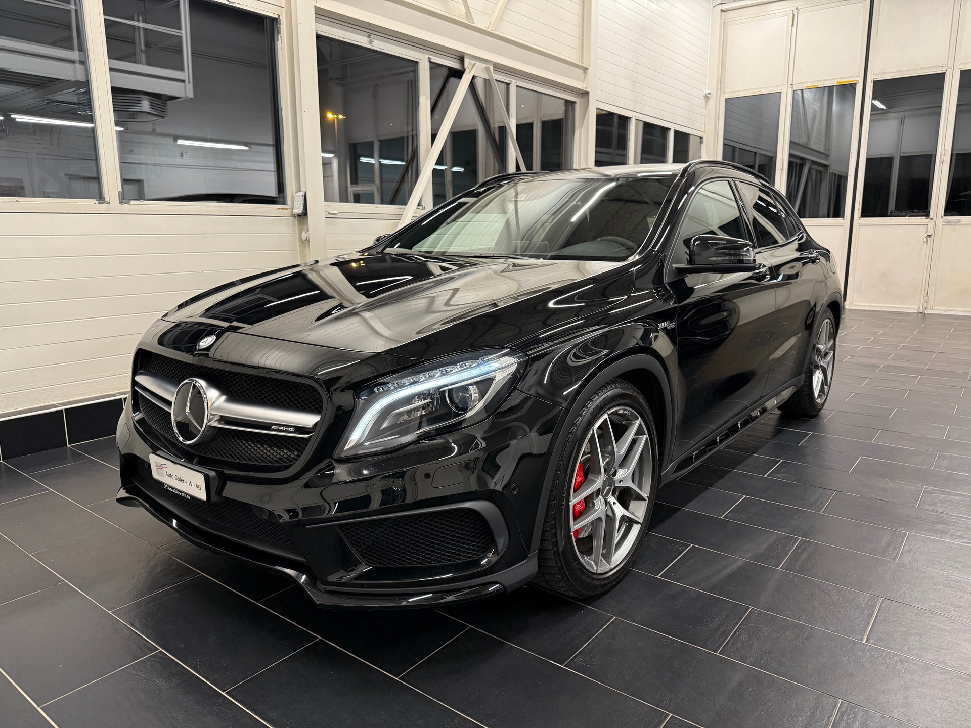 MERCEDES-BENZ GLA 45 AMG 4Matic 7G-DCT