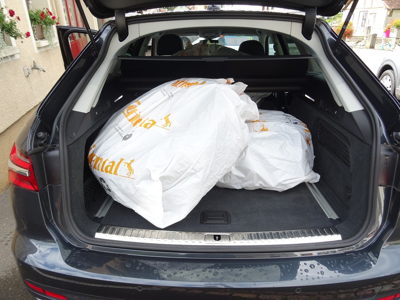 AUDI A6 Avant 2.0 40 TDI Sport S-Tronic-image-5