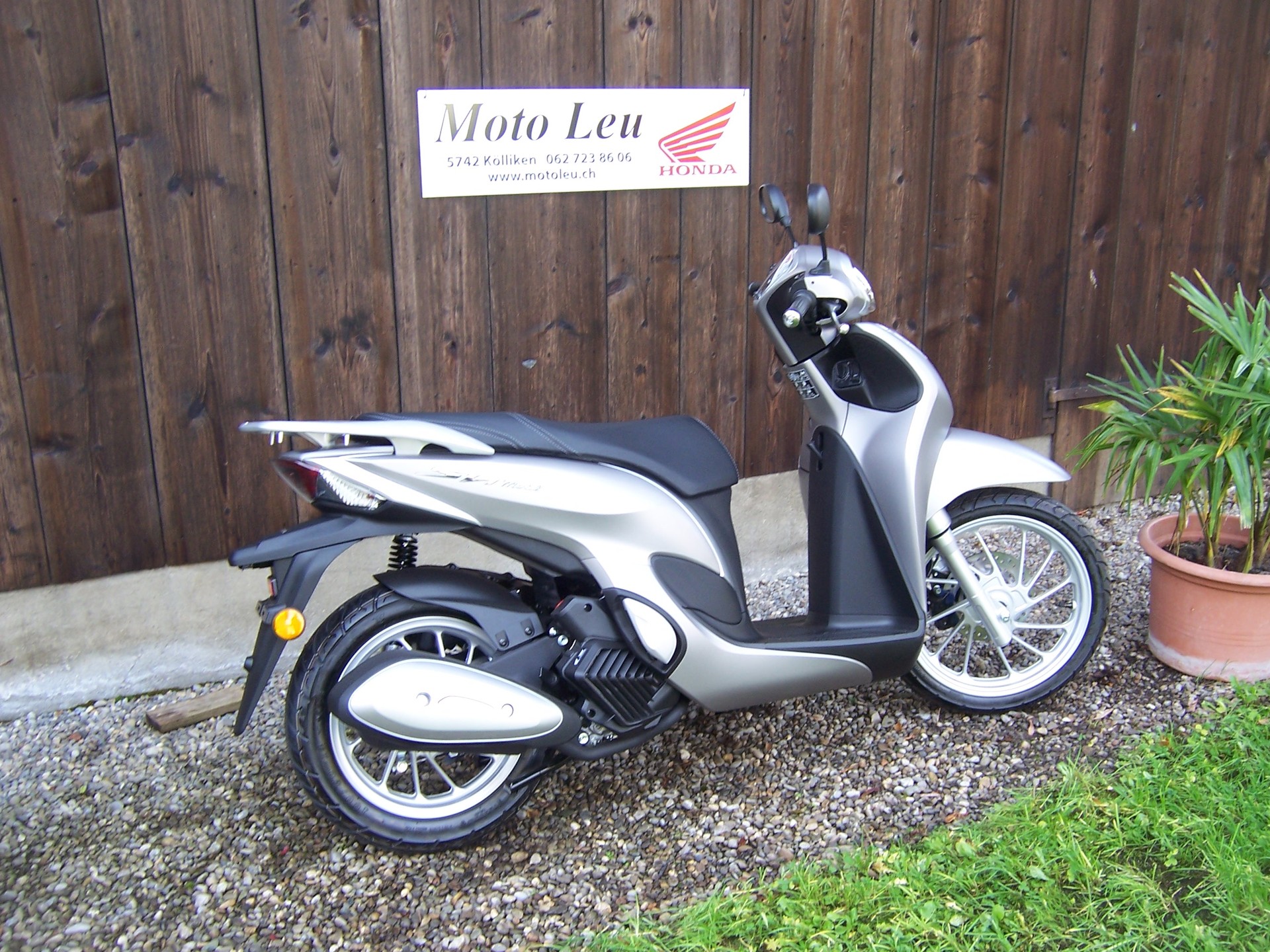 HONDA SH 125 i Mode-showroom-element-2