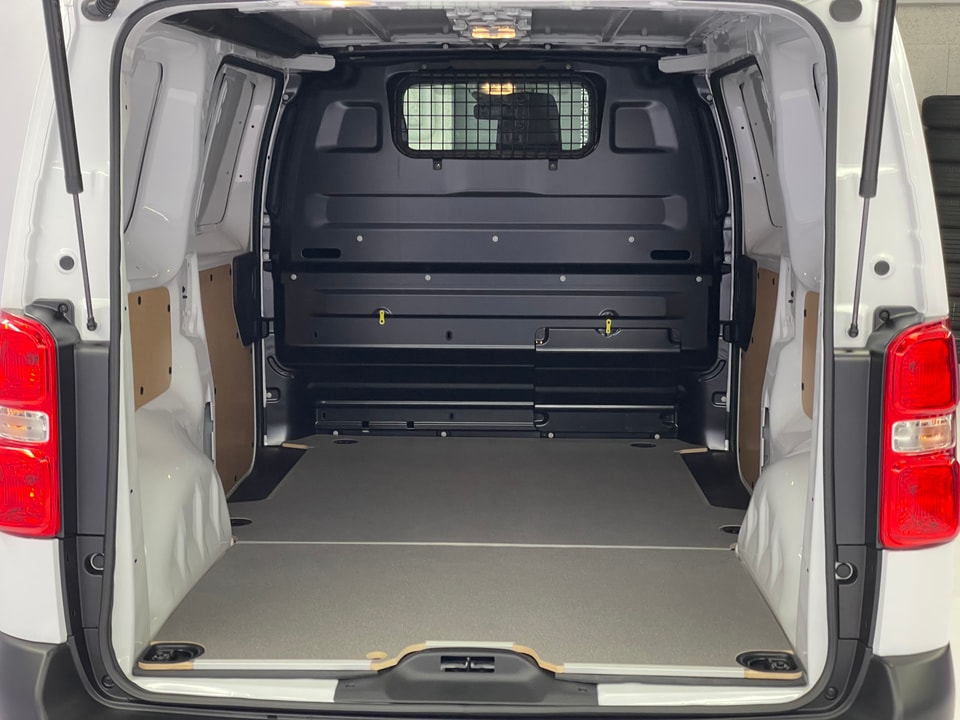 PROACE Van L1 2.0 D Advanced