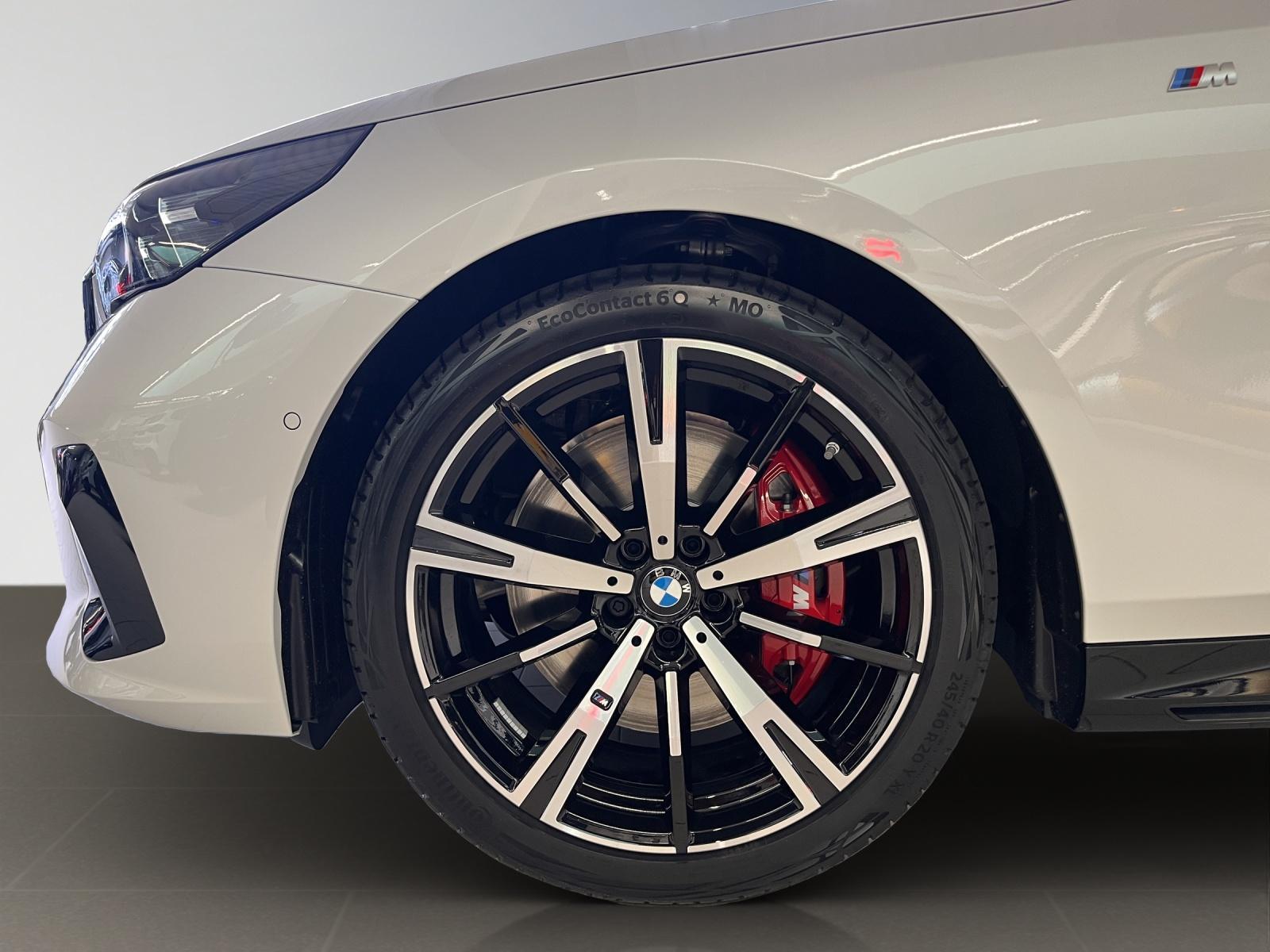 BMW 540d xDrive 48V Touring M Sport Pro Steptronic-image-4