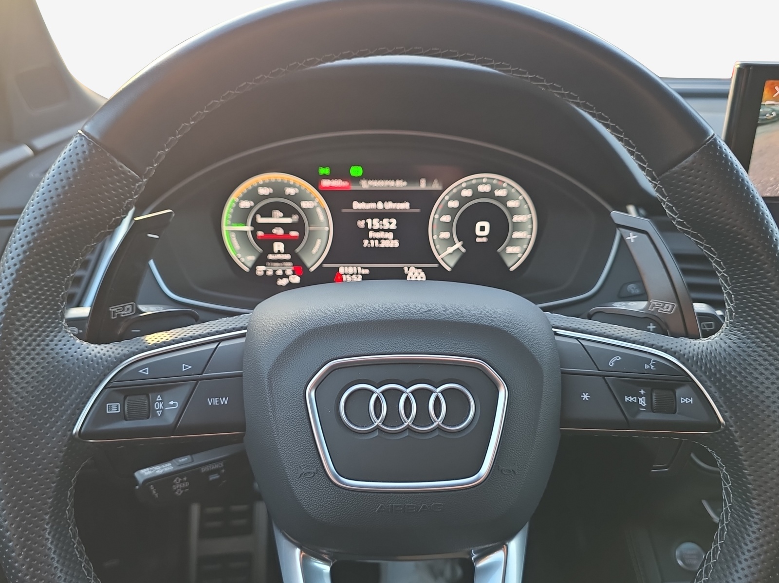 AUDI Q5 Sportback 55 TFSI e PHEV S line quattro S-tronic-image-8