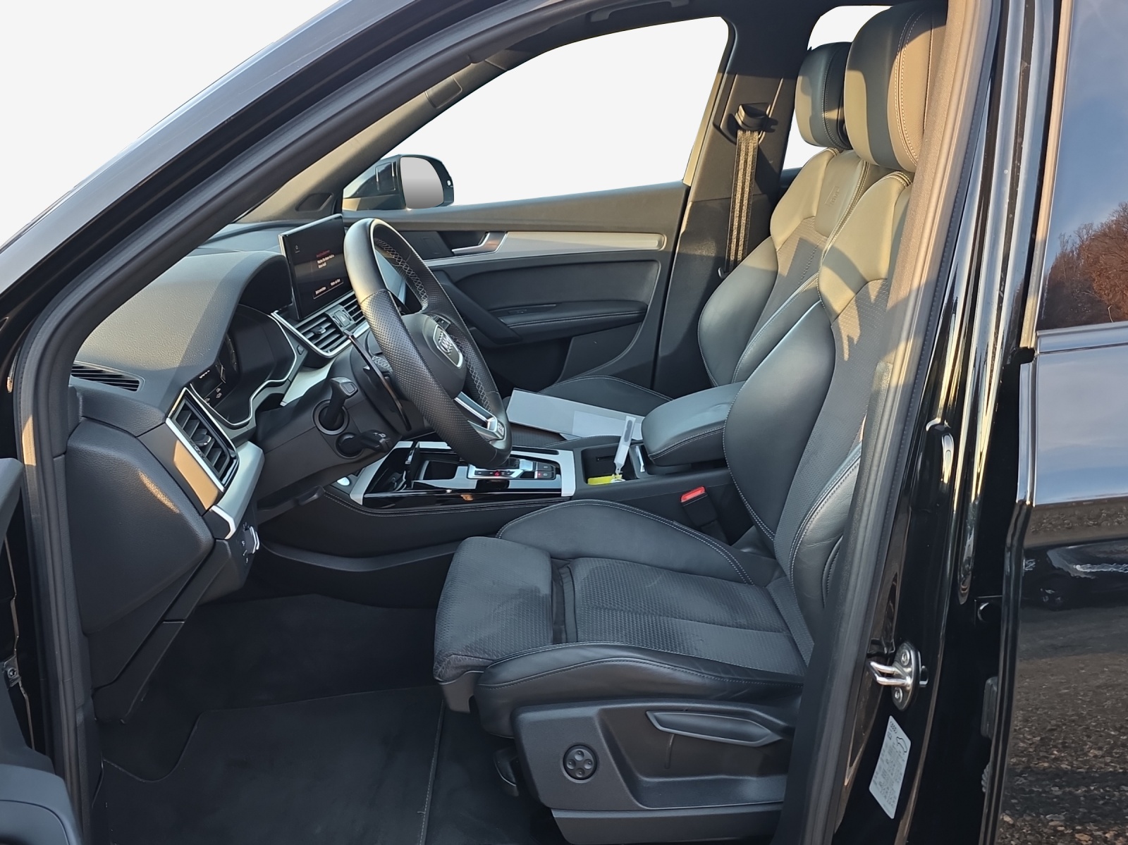 AUDI Q5 Sportback 55 TFSI e PHEV S line quattro S-tronic-image-7