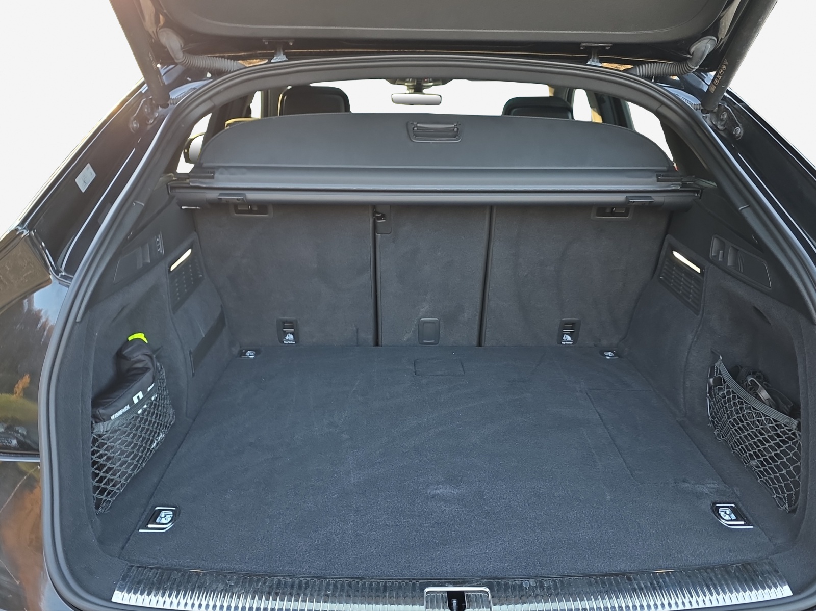 AUDI Q5 Sportback 55 TFSI e PHEV S line quattro S-tronic-image-12