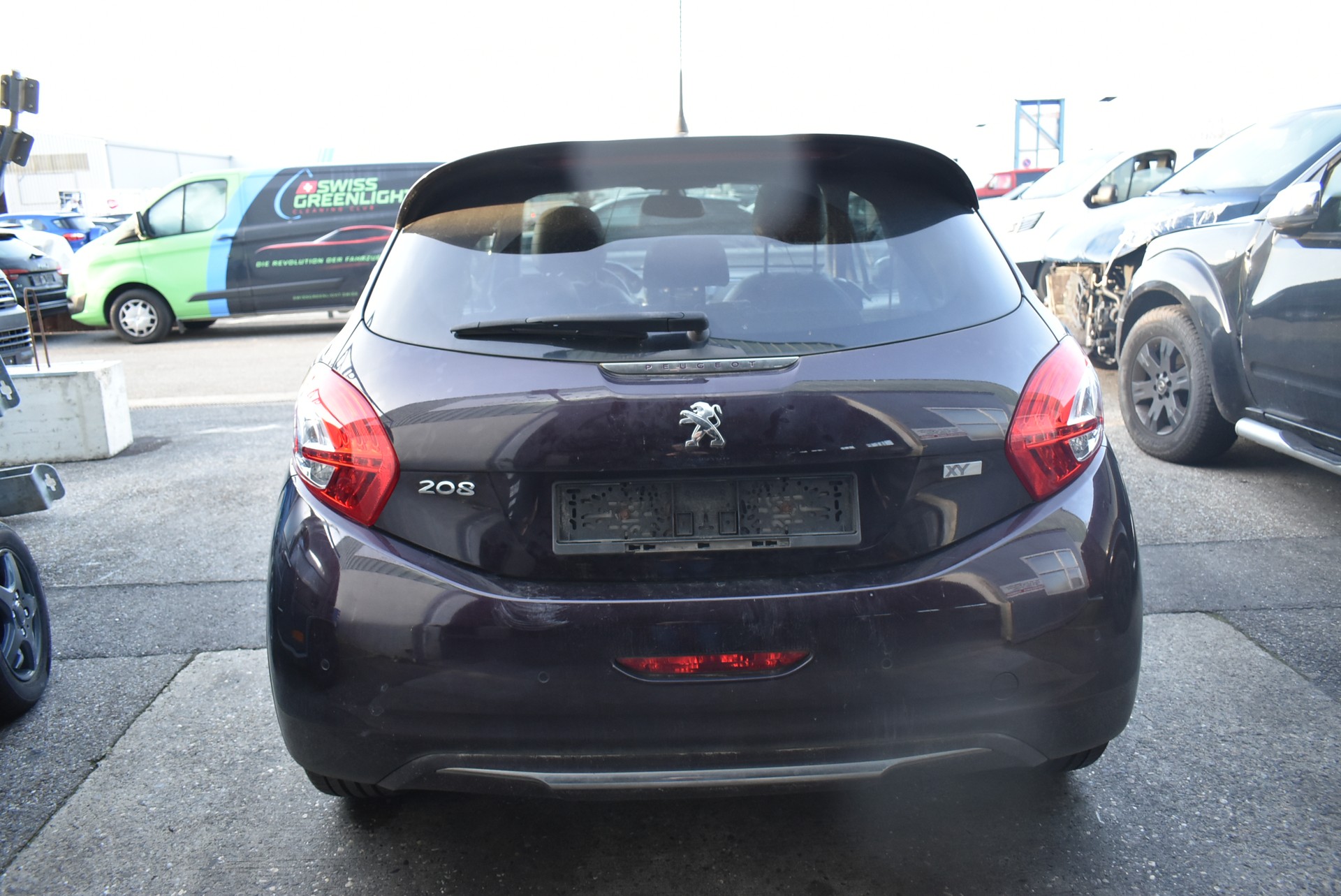 PEUGEOT 208 1.6 Turbo Allure-image-5