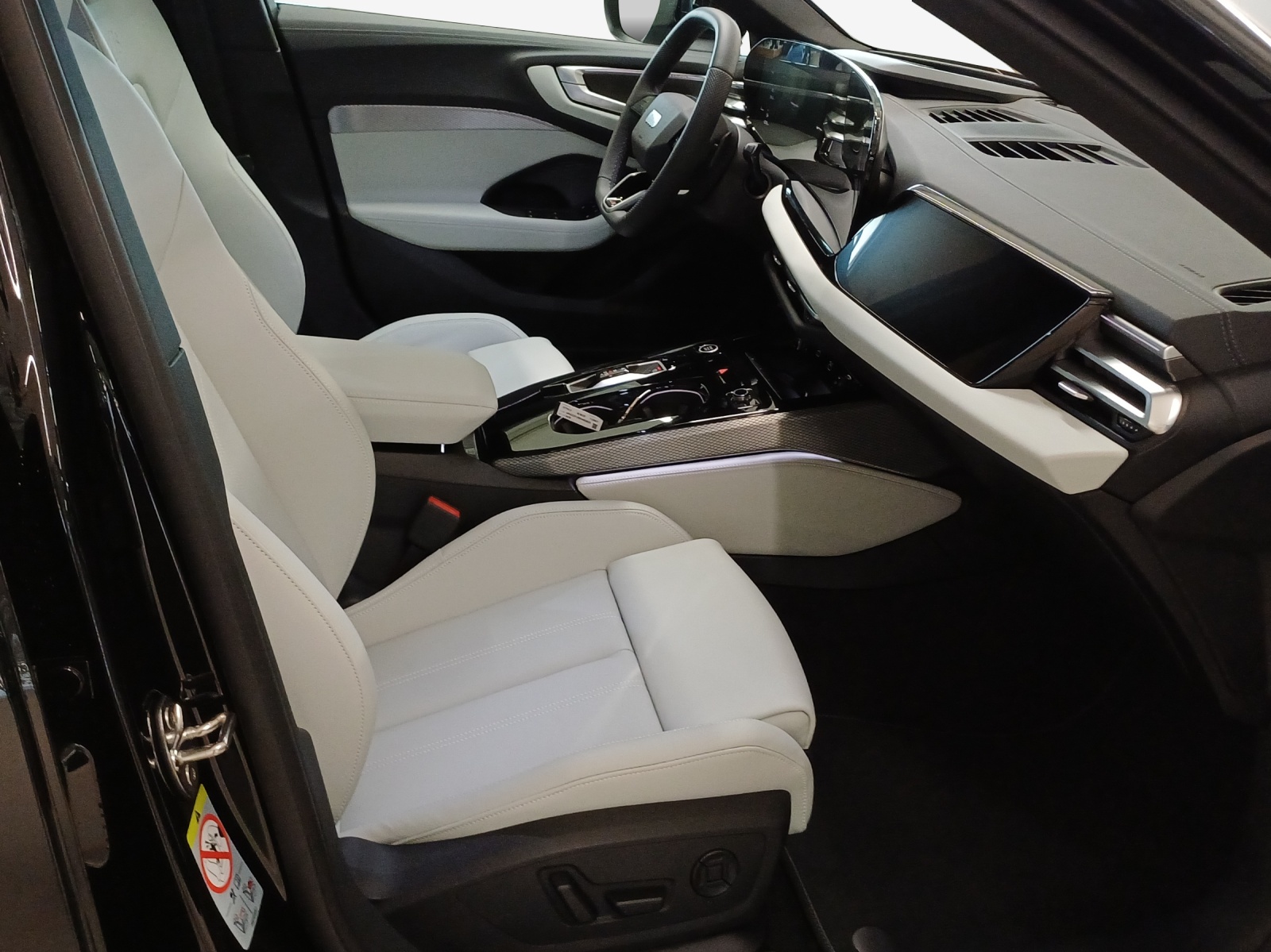 AUDI A5 Avant TFSI quattro 150 kW S tronic-image-15