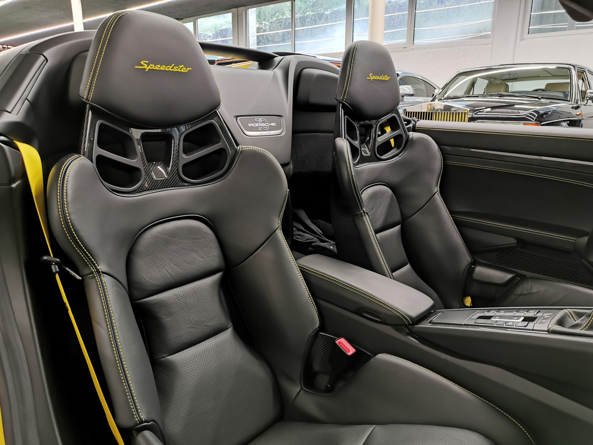 PORSCHE 911 Speedster EXKLUSIVE HANDSCHALTER RACINGGELB LEDER SCHALENSITZE VOLL LIFT PCCB-image-9