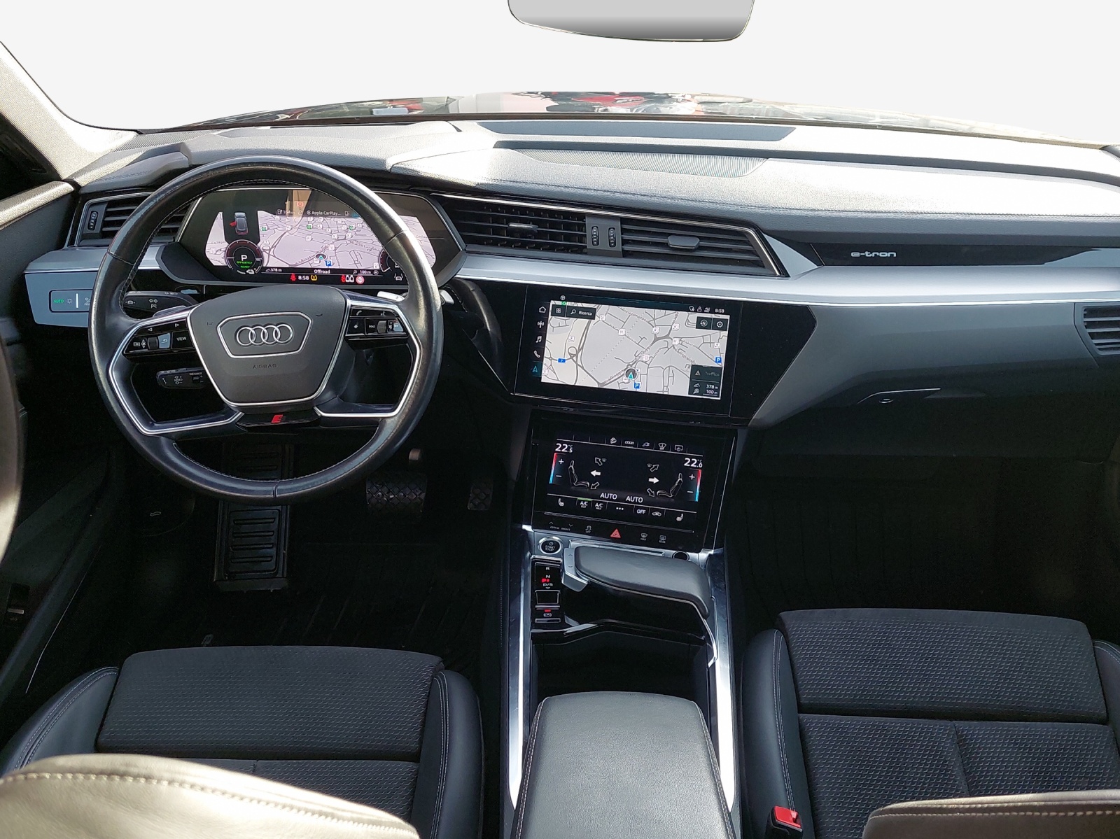 AUDI e-tron 55 Sportback S Line quattro-image-9