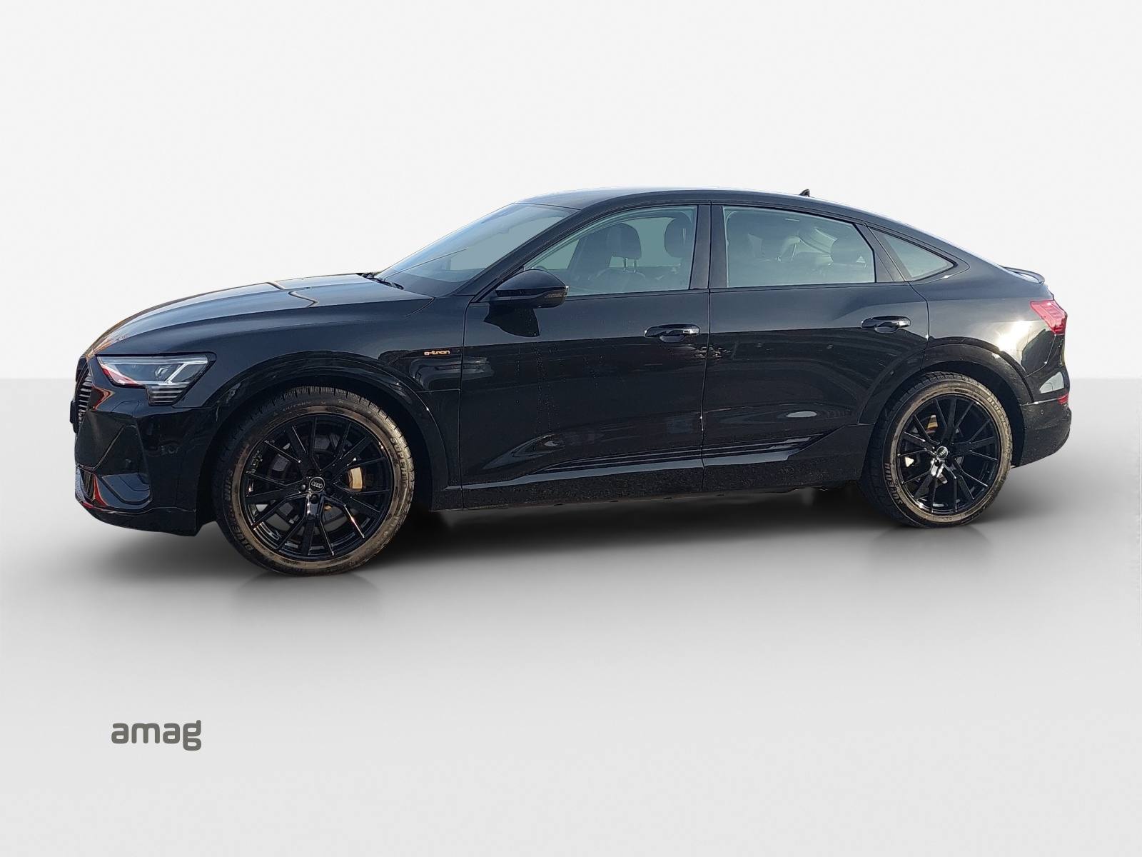 AUDI e-tron 55 Sportback S Line quattro-image-2