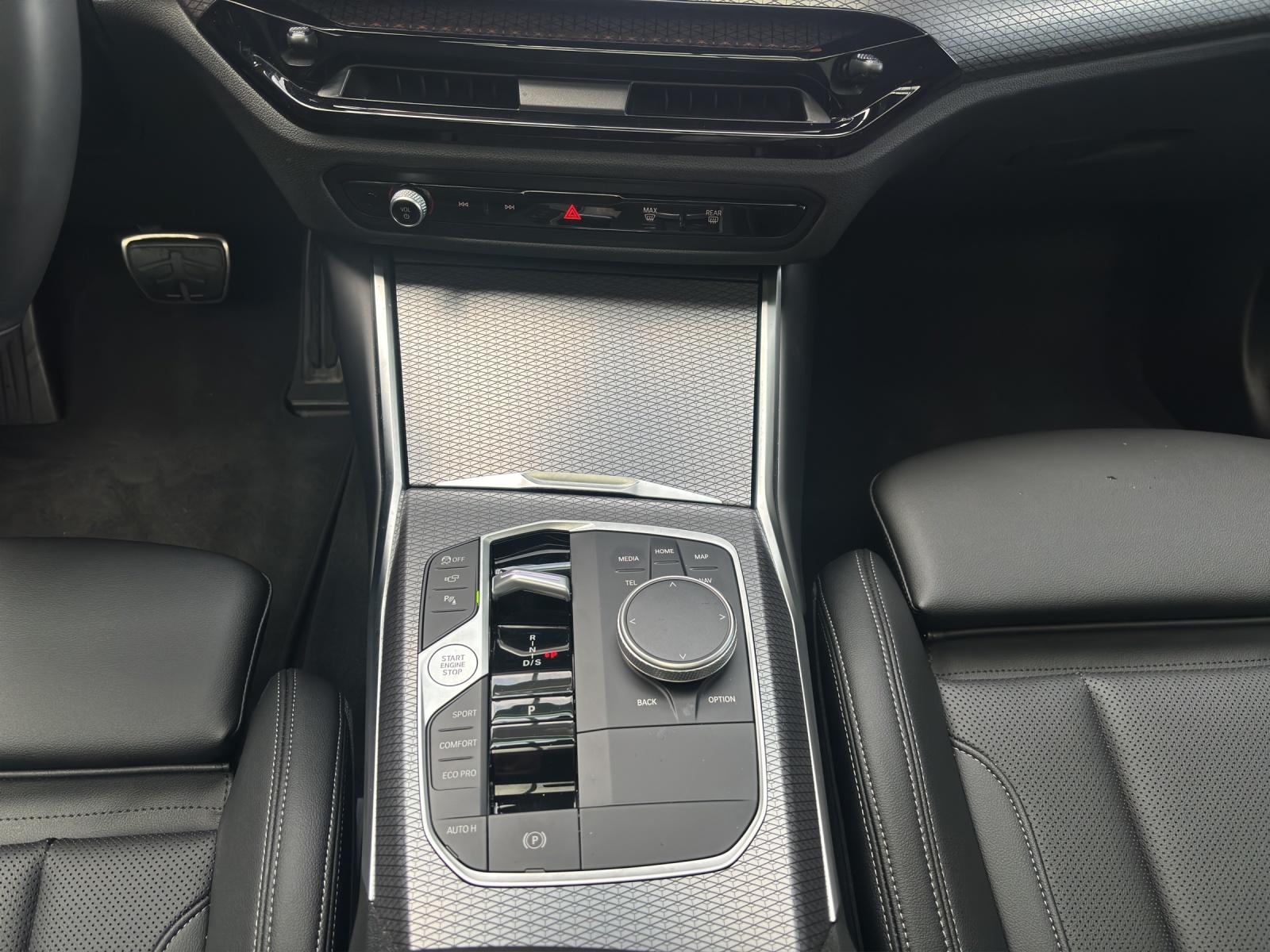 BMW 320d xDrive-image-7