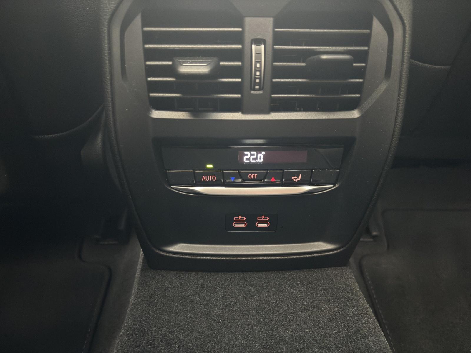 BMW 320d xDrive-image-19