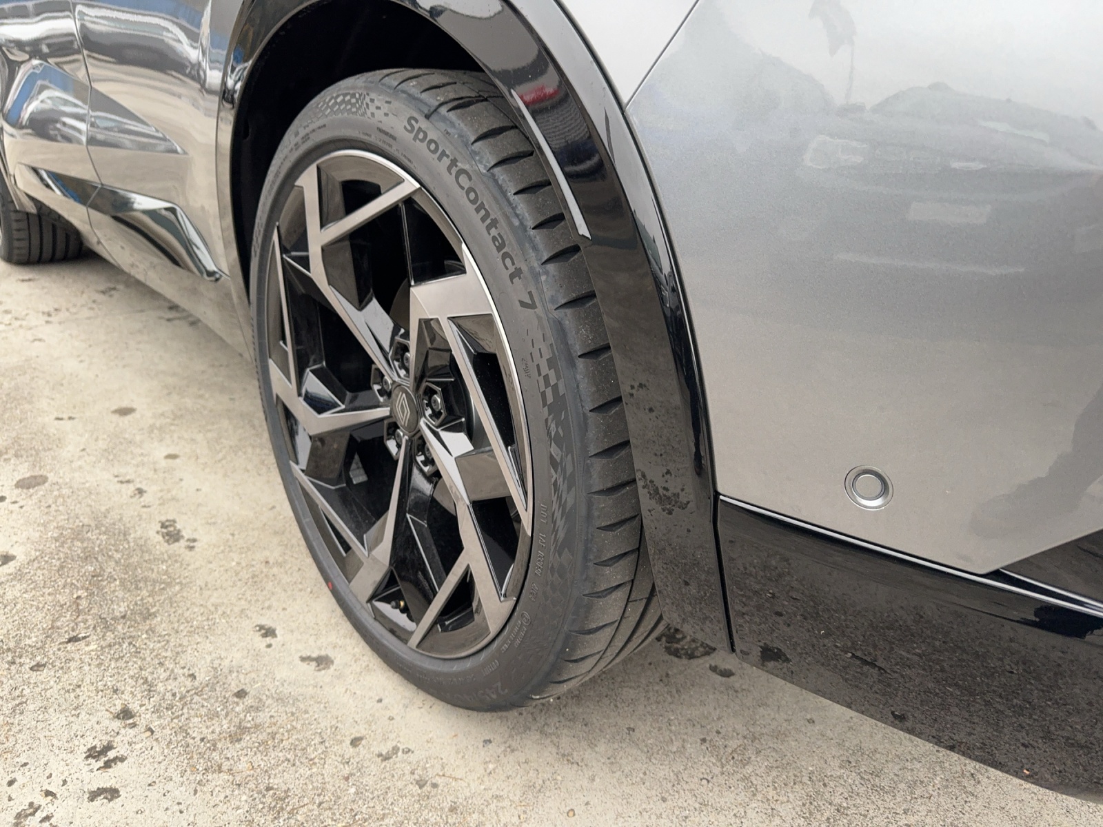 RENAULT Rafale 1.2 E-Tech Plug-in Hybrid 300 4x4 Atelier Alpine-image-31