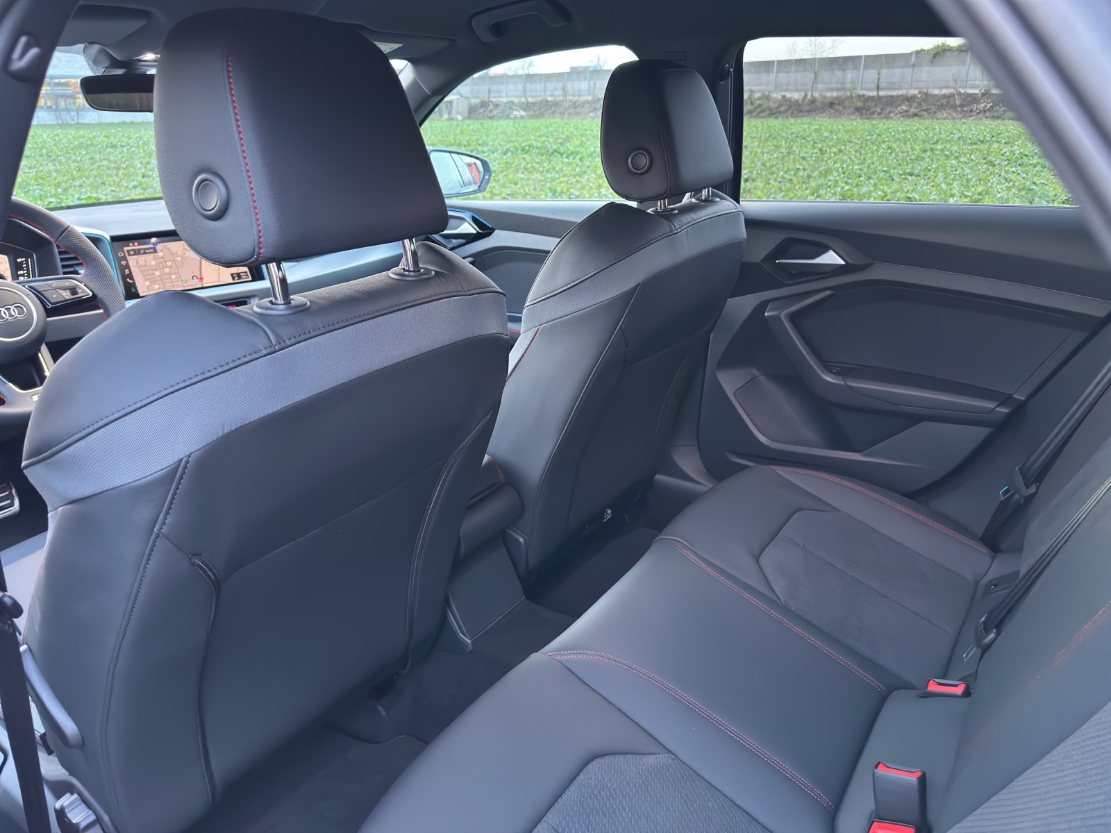 AUDI A1 Sportback 35 TFSI S Line S-tronic-image-19
