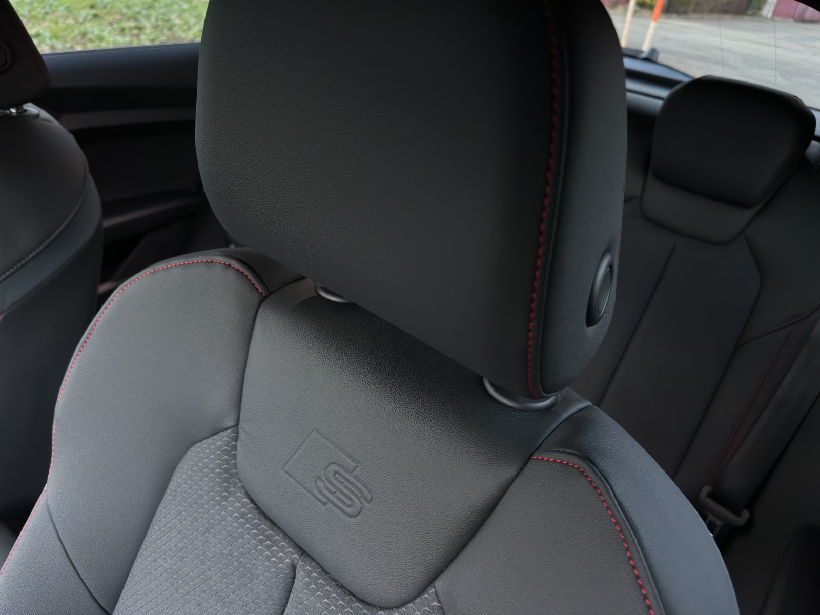 AUDI A1 Sportback 35 TFSI S Line S-tronic-image-12