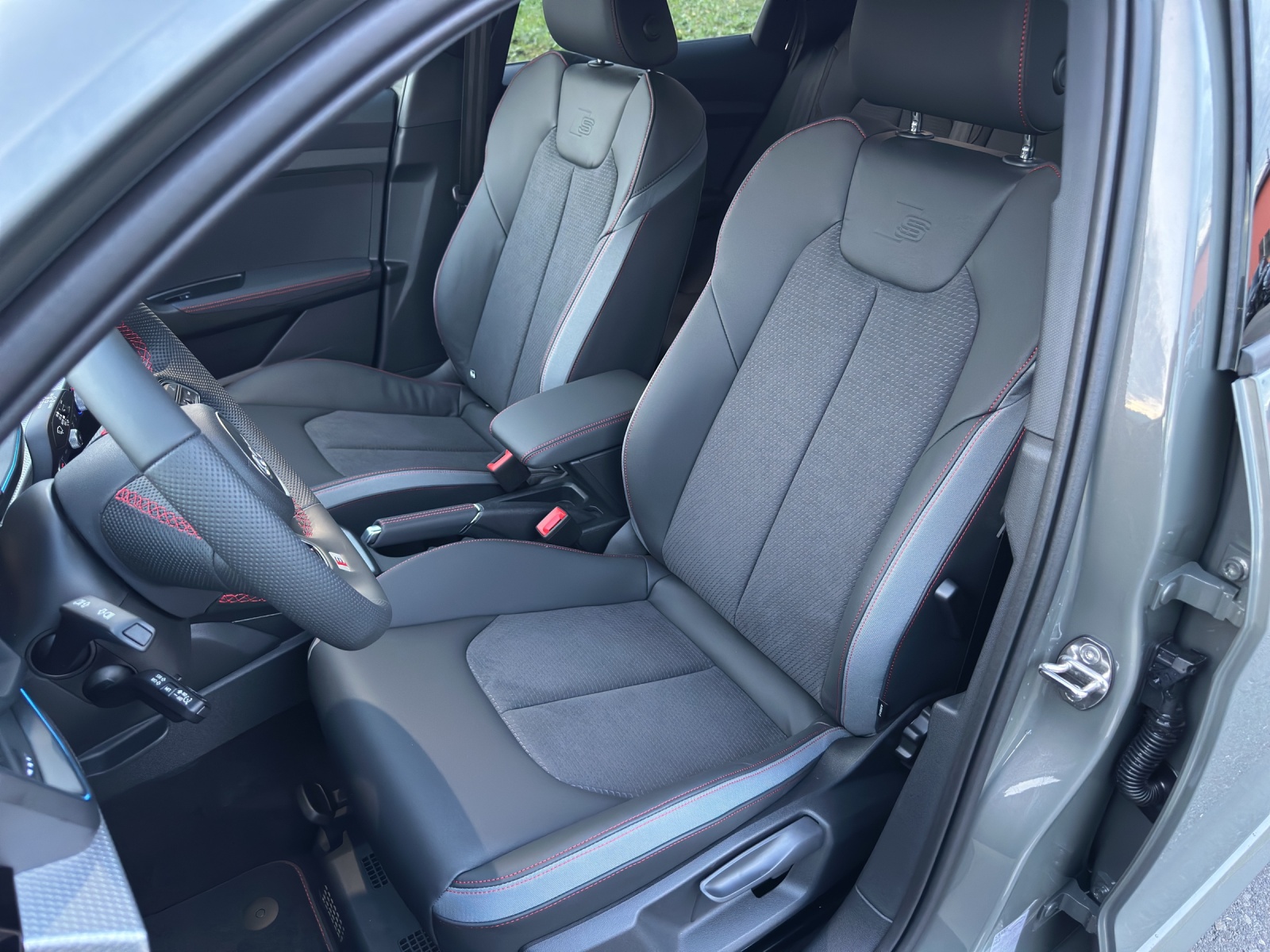 AUDI A1 Sportback 35 TFSI S Line S-tronic-image-11