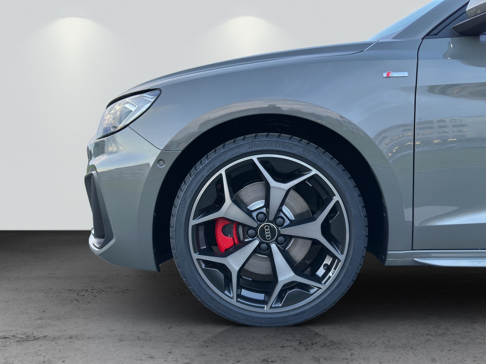 AUDI A1 Sportback 35 TFSI S Line S-tronic-image-10