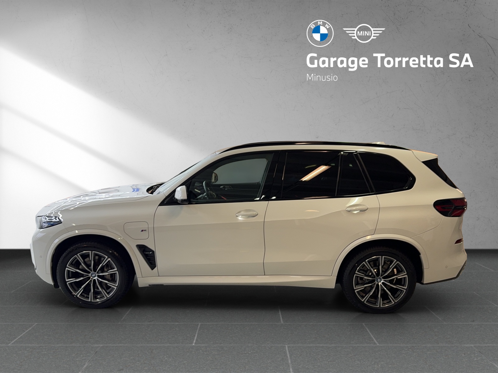 BMW X5 xDrive 50e M Sport Steptronic-image-2