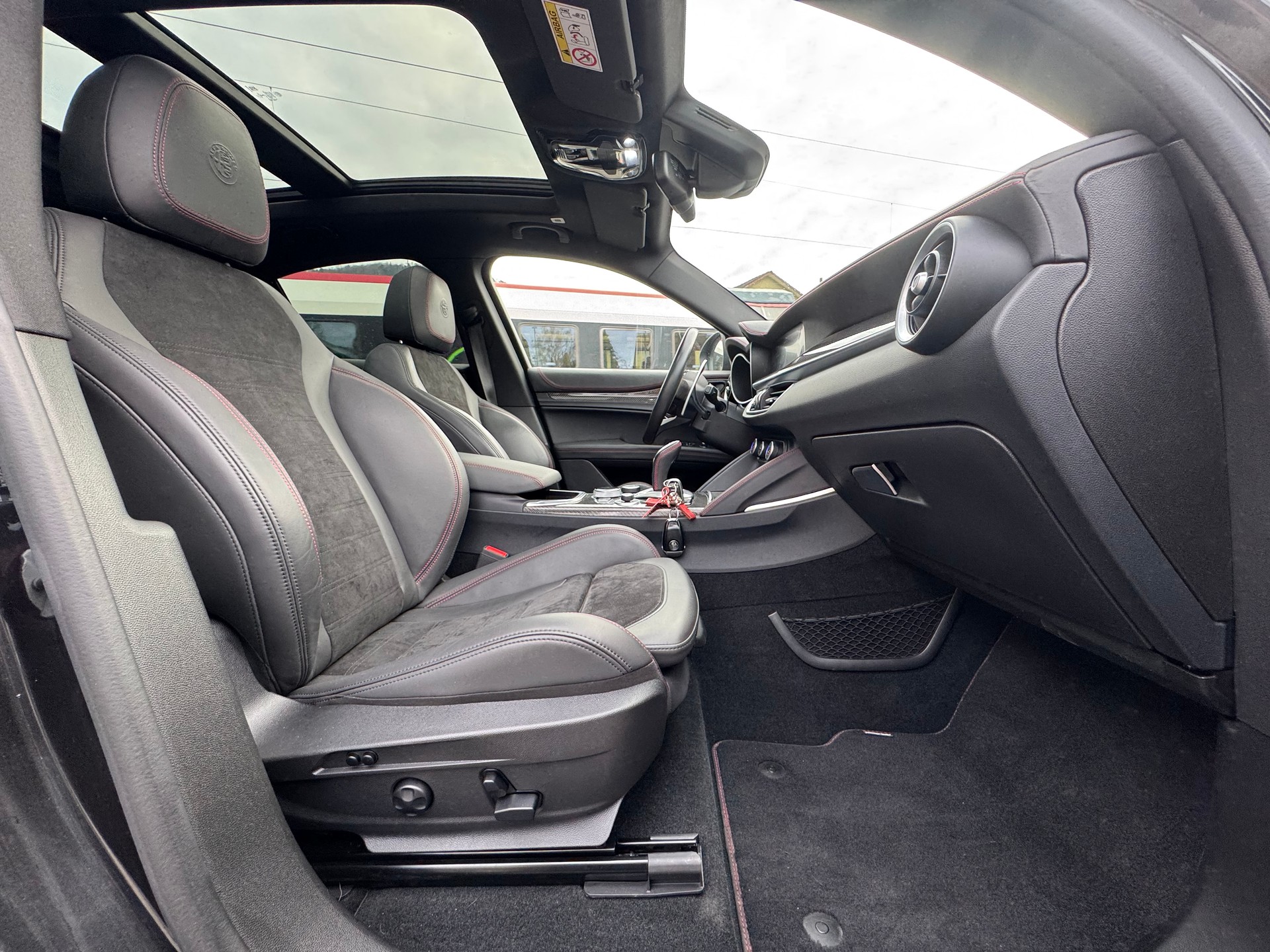 ALFA ROMEO Stelvio 2.9 V6 Quadrifoglio Q4-image-13