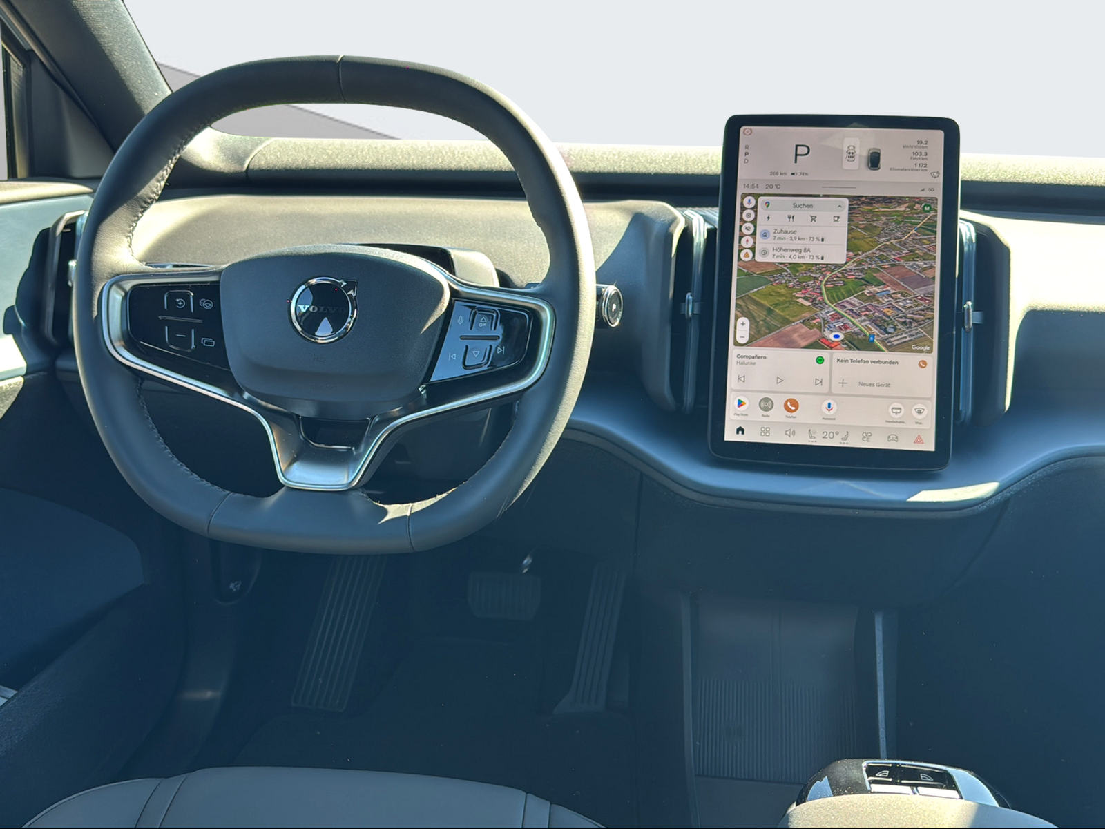 VOLVO EX 30 E60 Plus-image-12