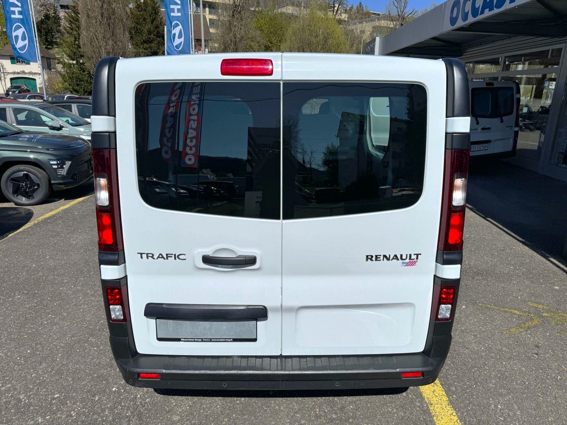 RENAULT Trafic Ene dCi120 2.0 Bus L1H1-image-12
