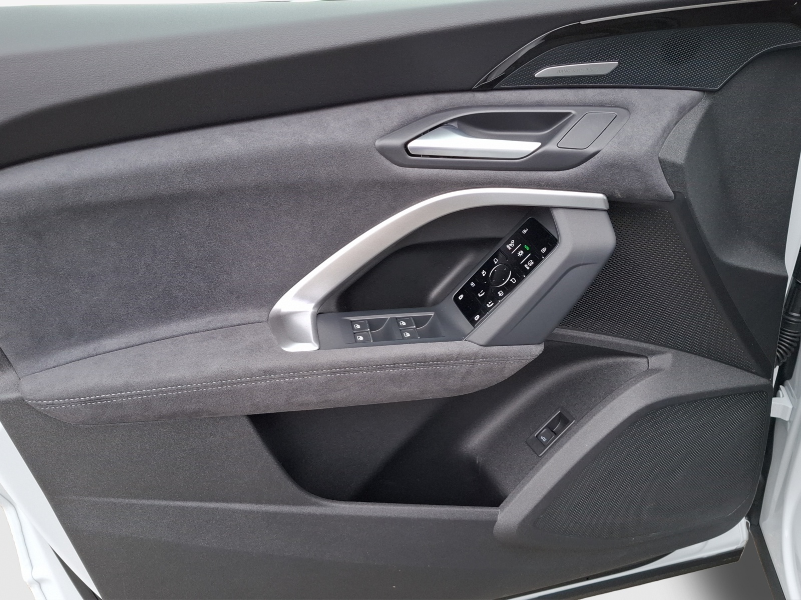 AUDI Q5 TDI quattro 150 kW S-tronic-image-15