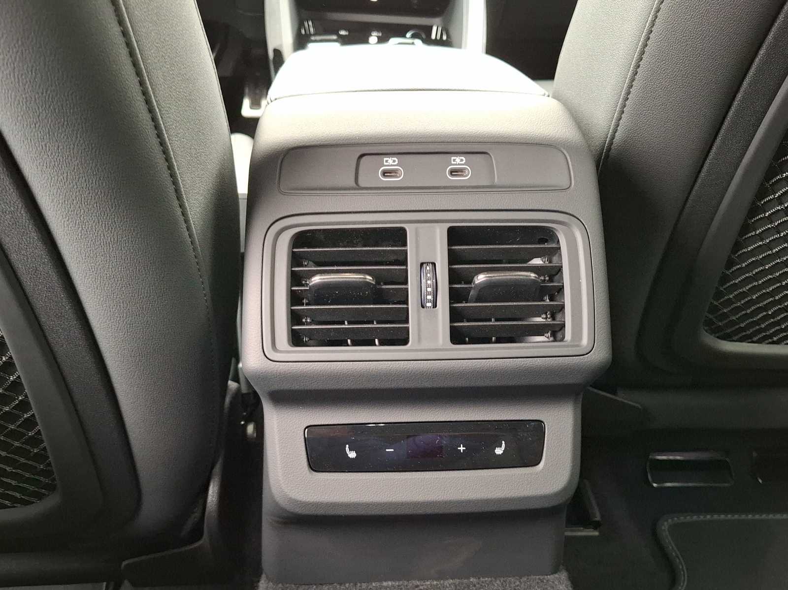 AUDI Q5 TDI quattro 150 kW S-tronic-image-10