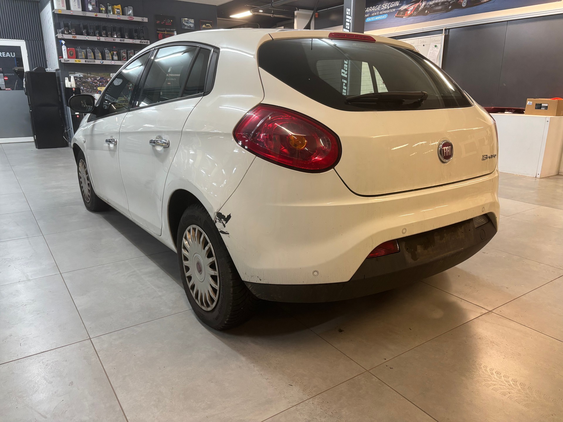 FIAT Bravo 1.4 16V Turbo Street-image-5