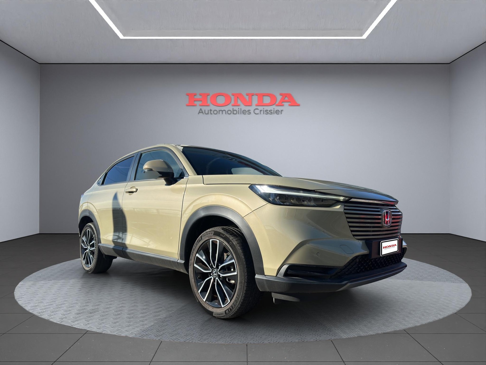 HONDA HR-V 1.5 i-MMD Elegance-showroom-element-1