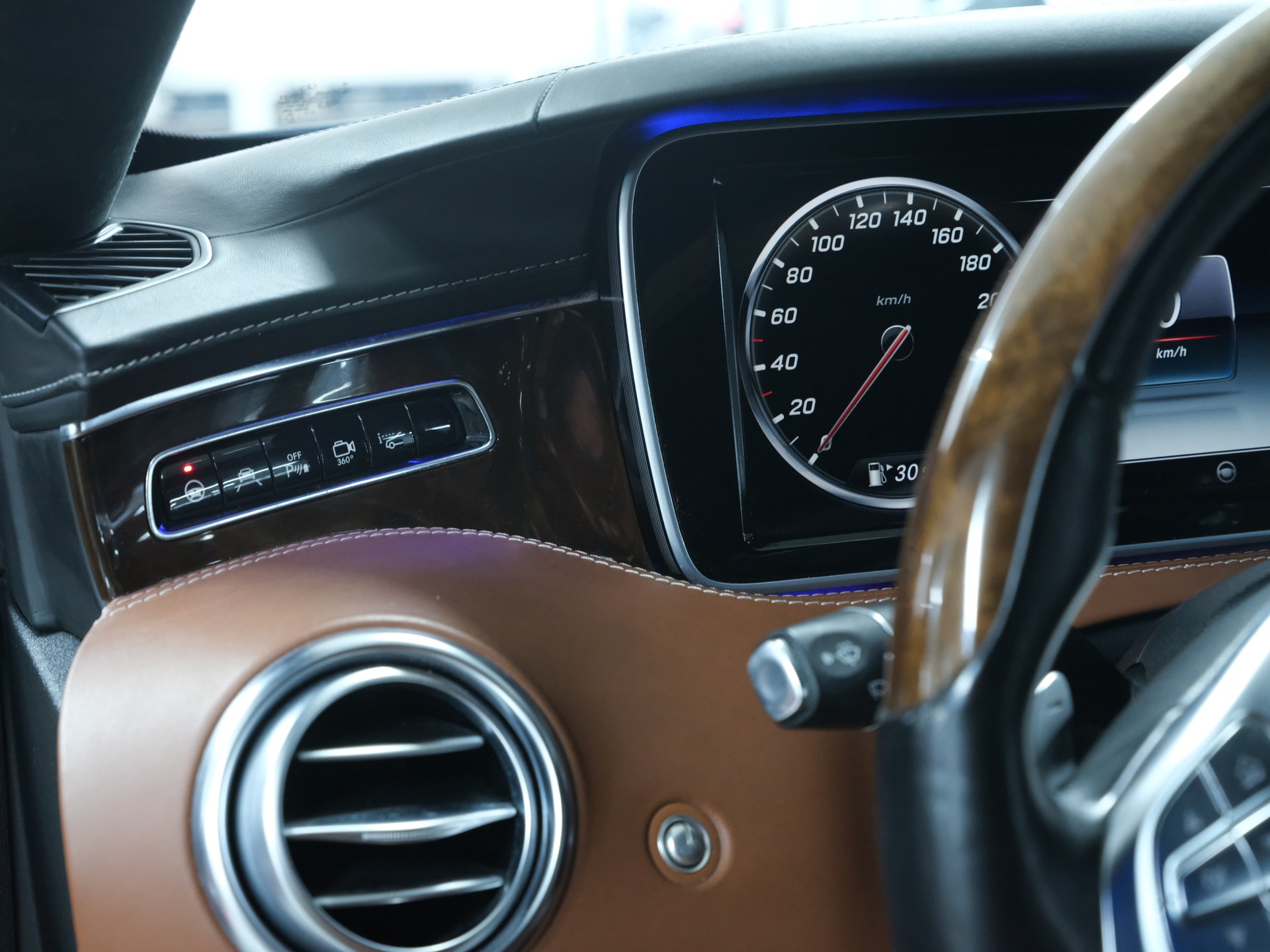 MERCEDES-BENZ S 500 Coupé 4Matic 9G-Tronic-image-14