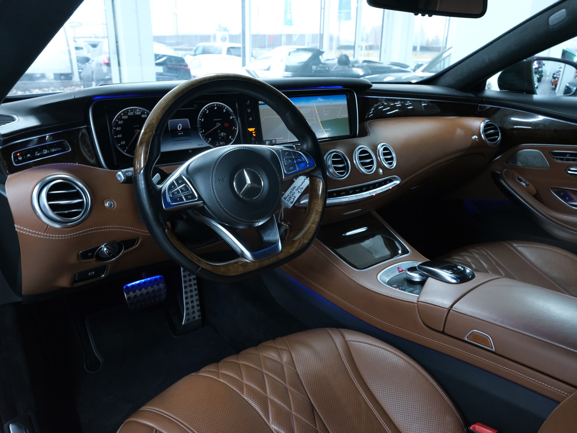 MERCEDES-BENZ S 500 Coupé 4Matic 9G-Tronic-image-12