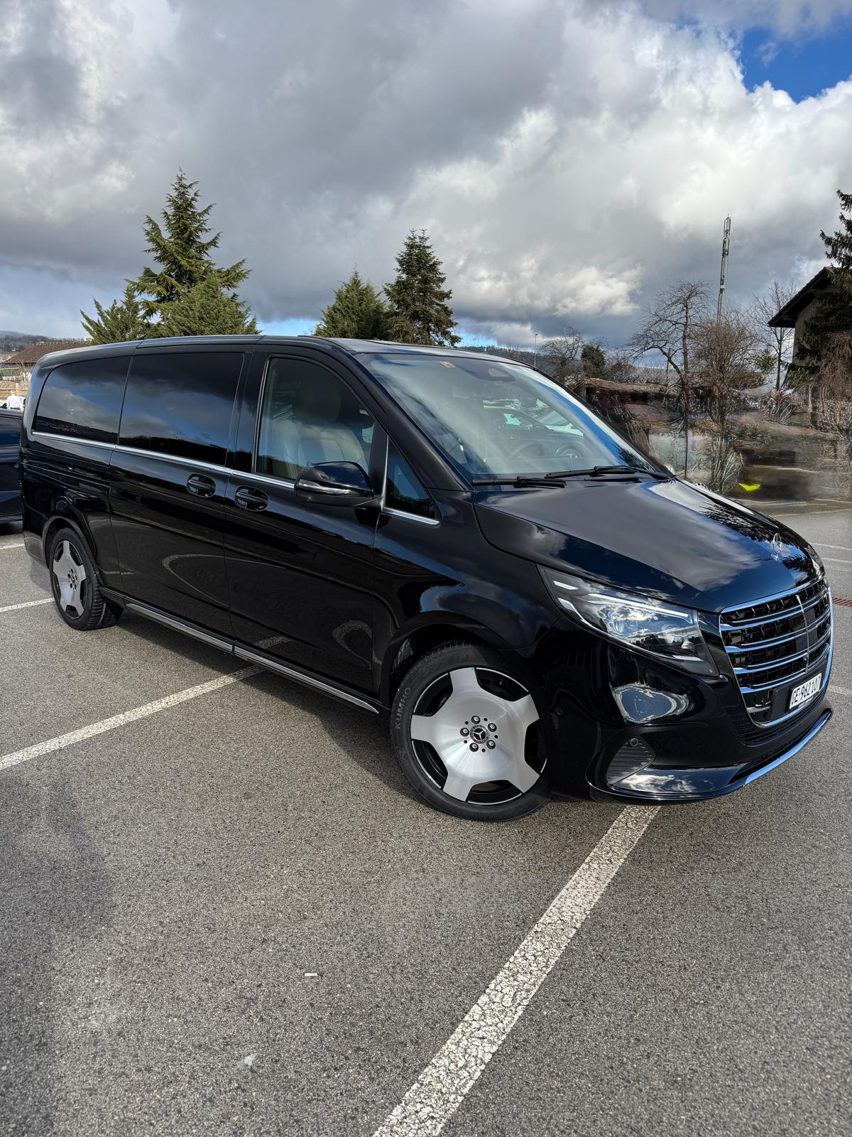 MERCEDES-BENZ V 300 d Extralang Exclusive 4Matic 9G-Tronic-image-1