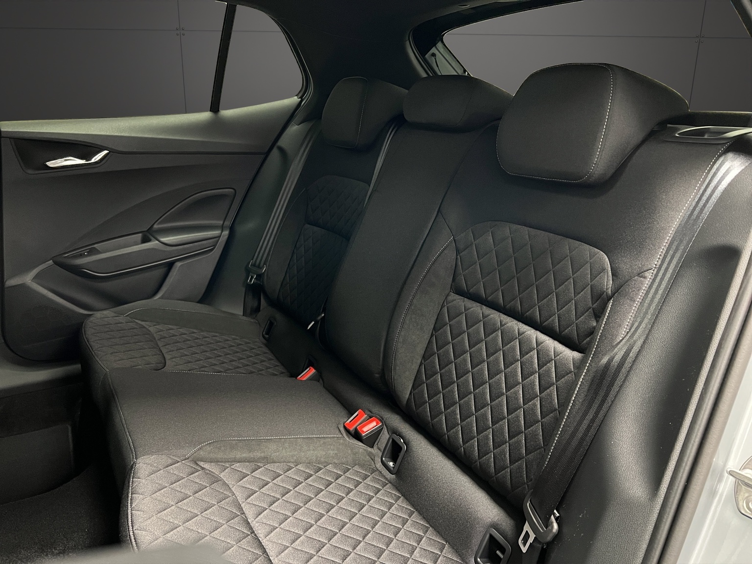 SKODA Fabia 1.0 TSI Monte Carlo DSG-image-8