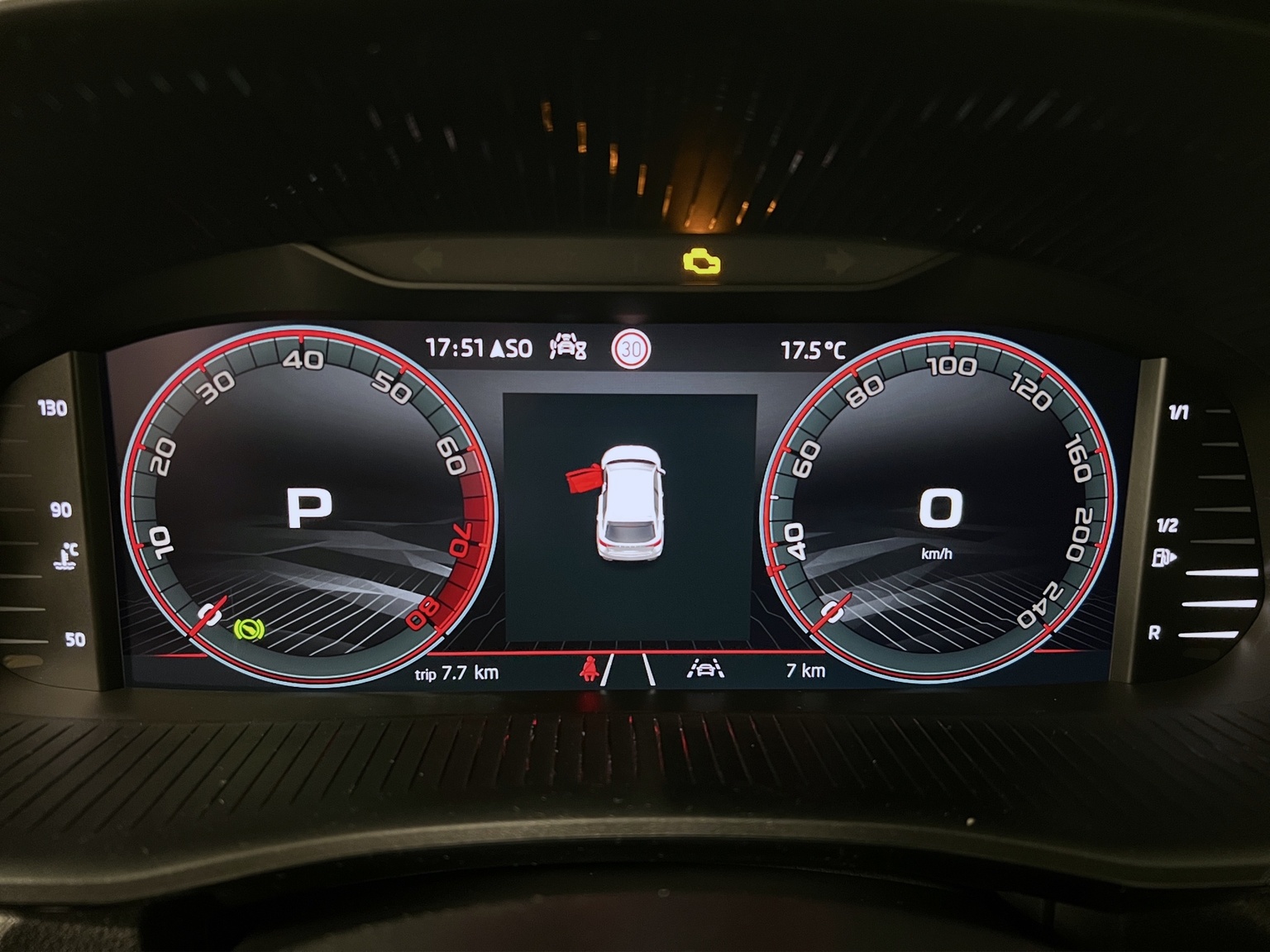 SKODA Fabia 1.0 TSI Monte Carlo DSG-image-7