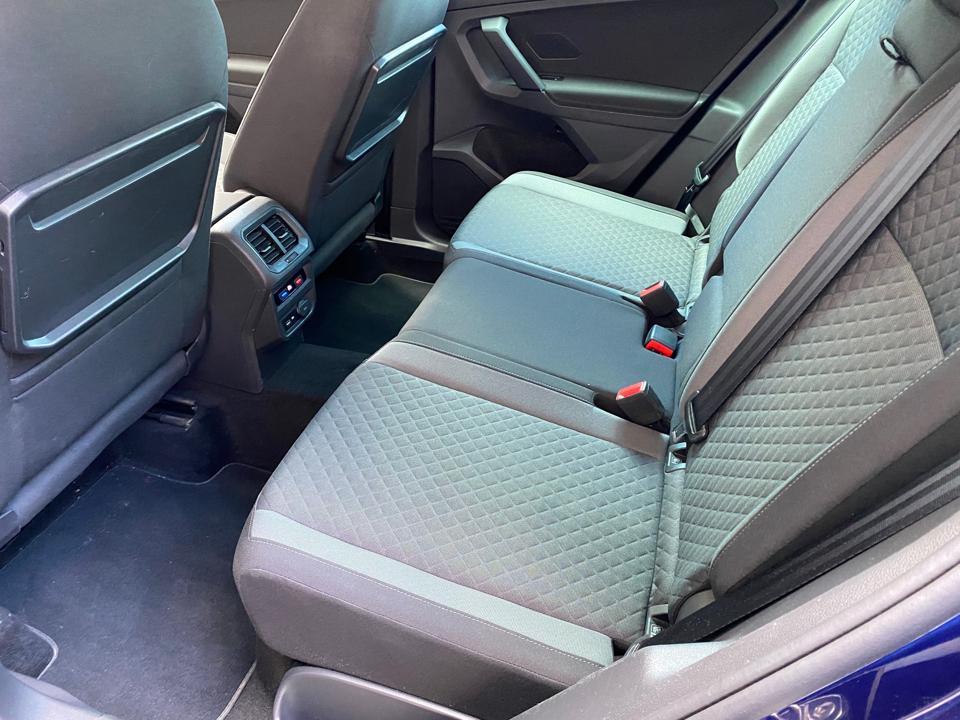 VW Tiguan 2.0TSI Comfortline 4Motion DSG-image-7
