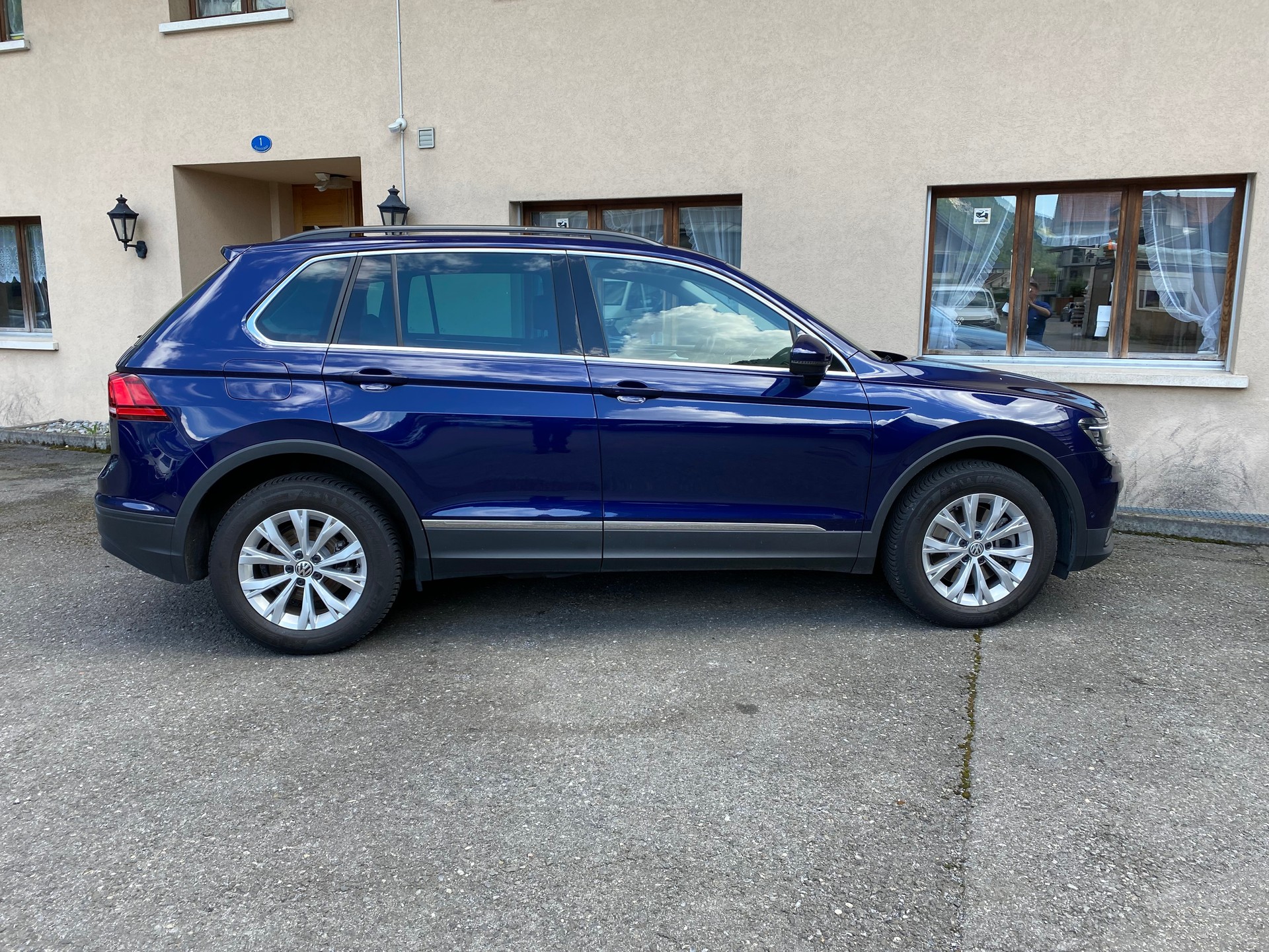VW Tiguan 2.0TSI Comfortline 4Motion DSG-image-9