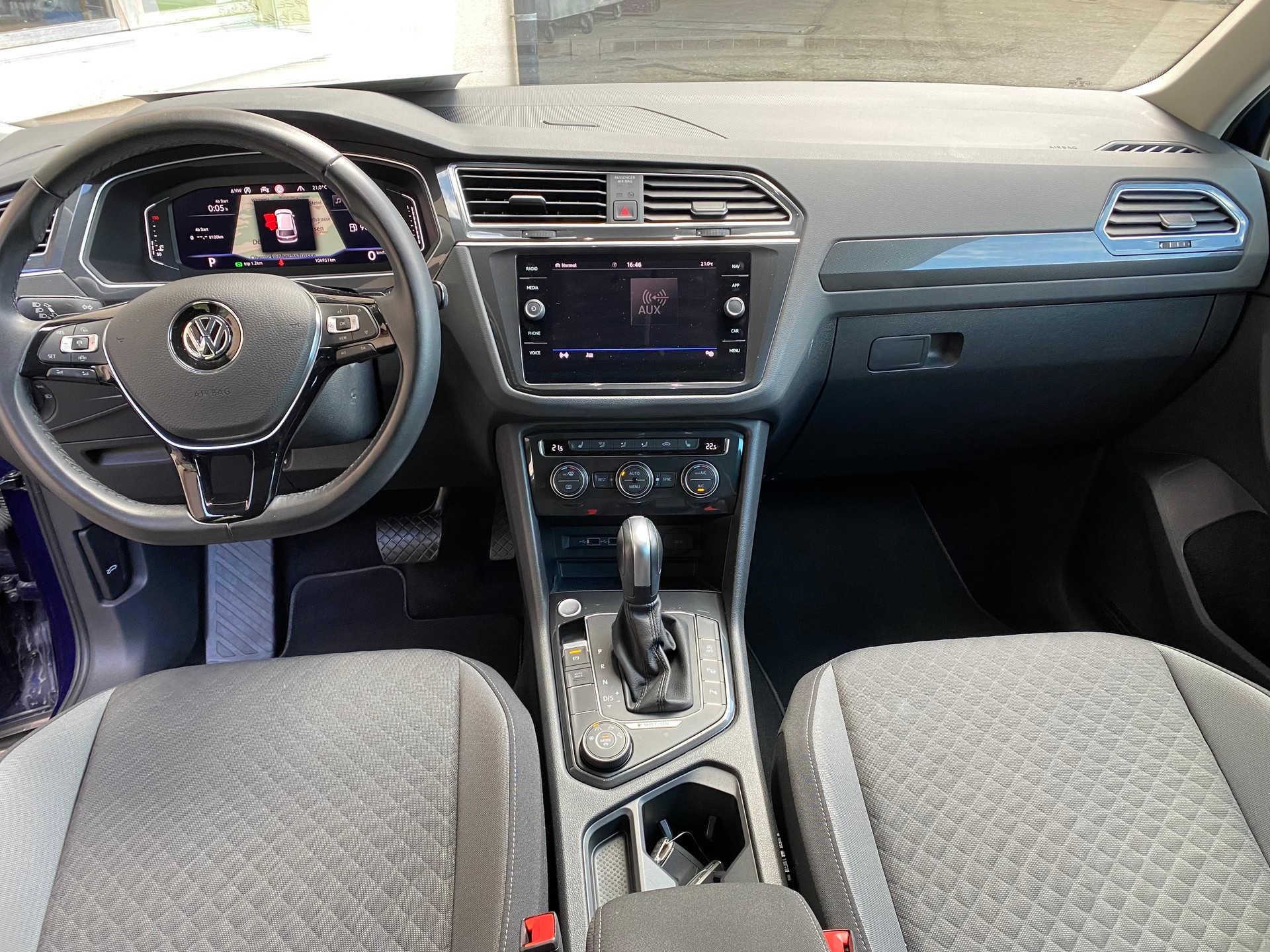 VW Tiguan 2.0TSI Comfortline 4Motion DSG-image-3