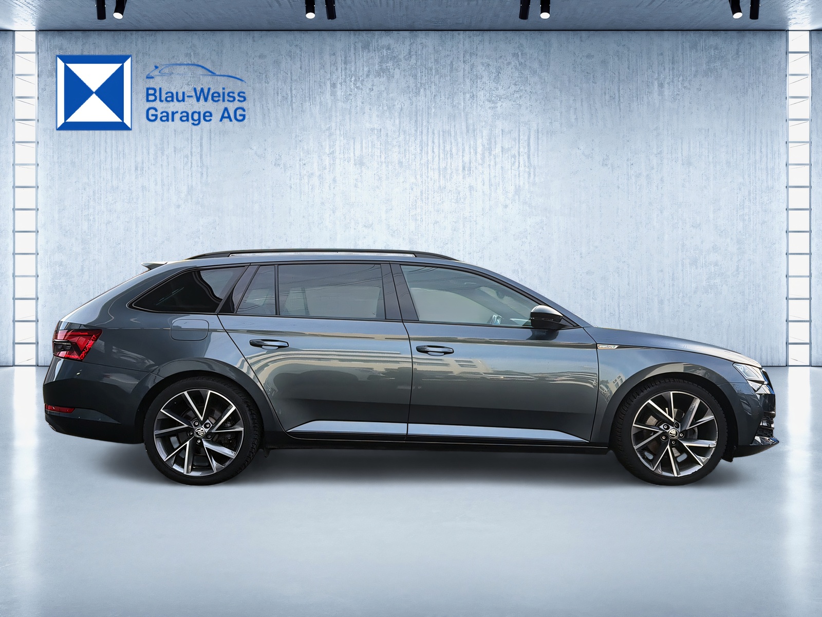 SKODA Superb Combi 2.0 TDi SportLine 4x4 DSG-showroom-element-3