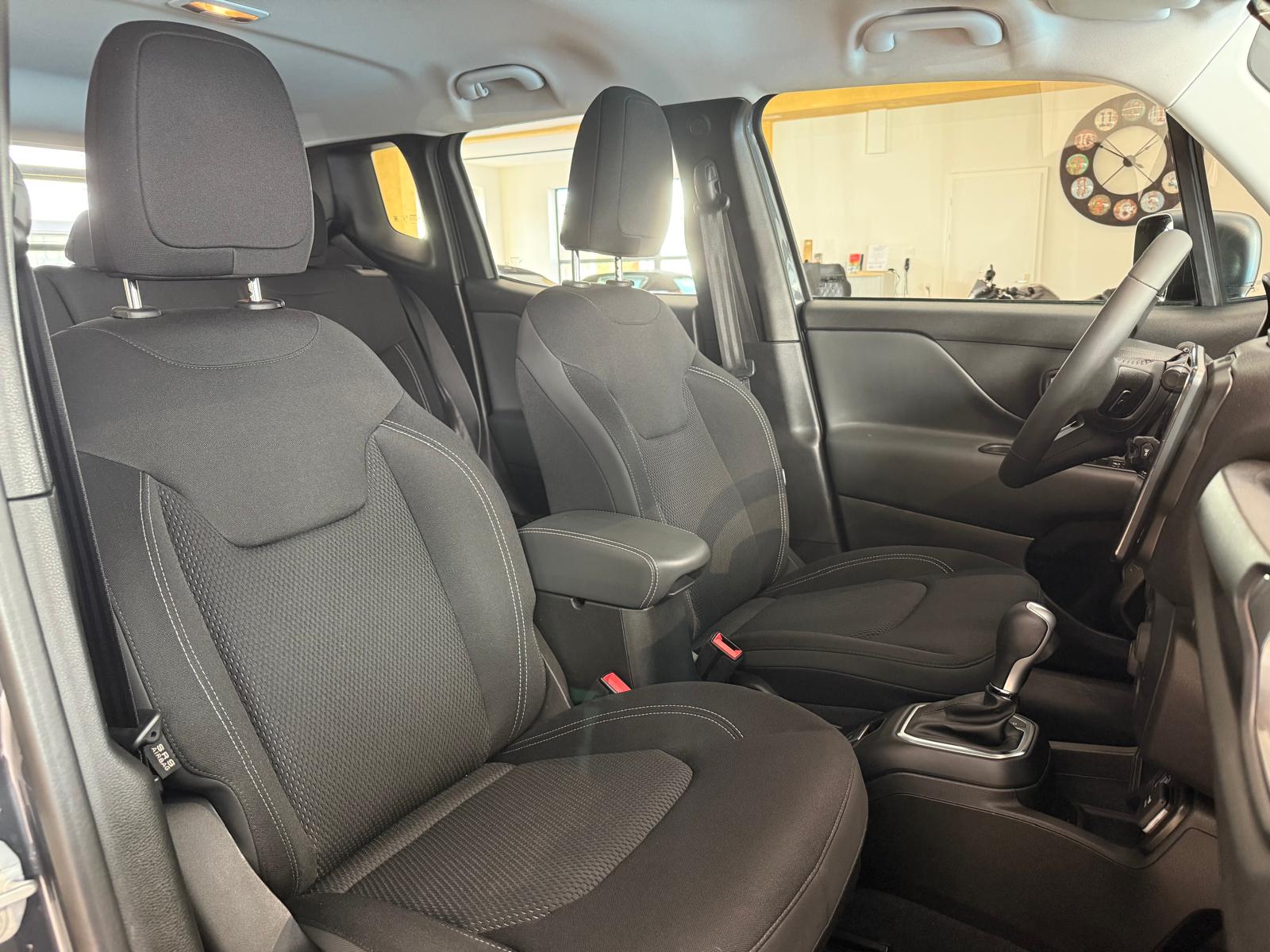 JEEP Renegade 1.5 MHEV Altitude T4-image-14