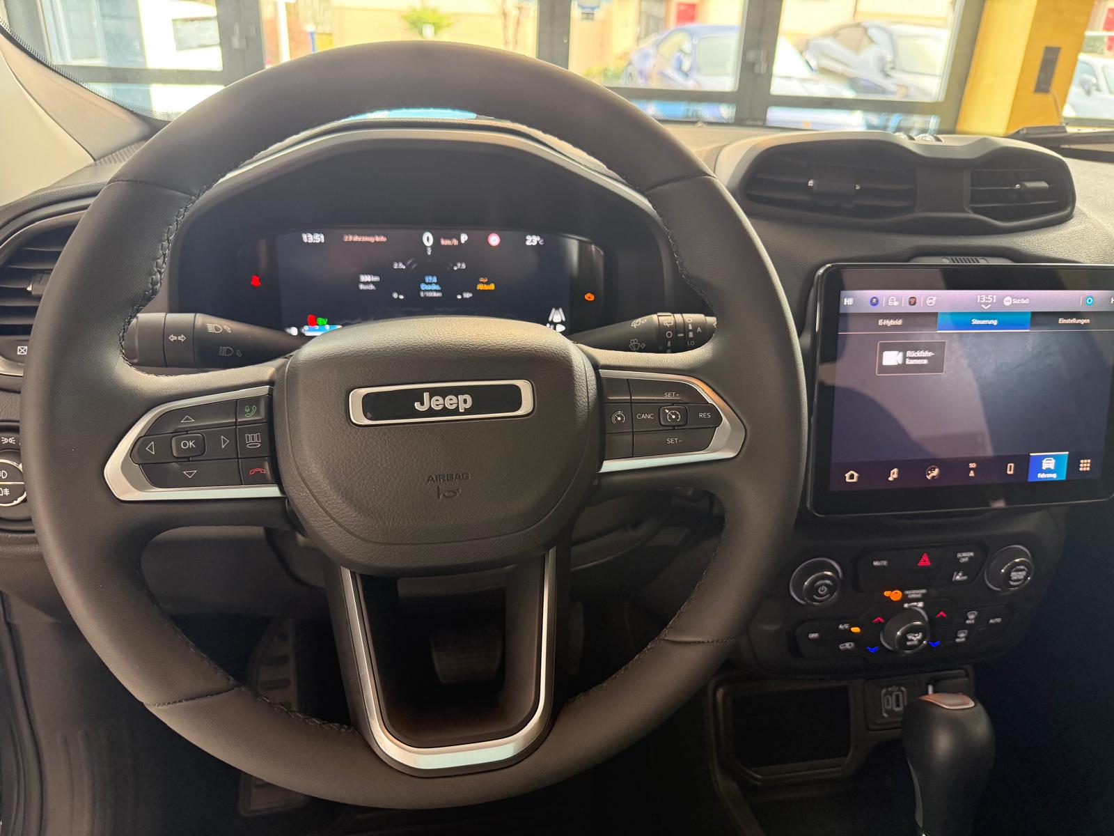 JEEP Renegade 1.5 MHEV Altitude T4-image-19